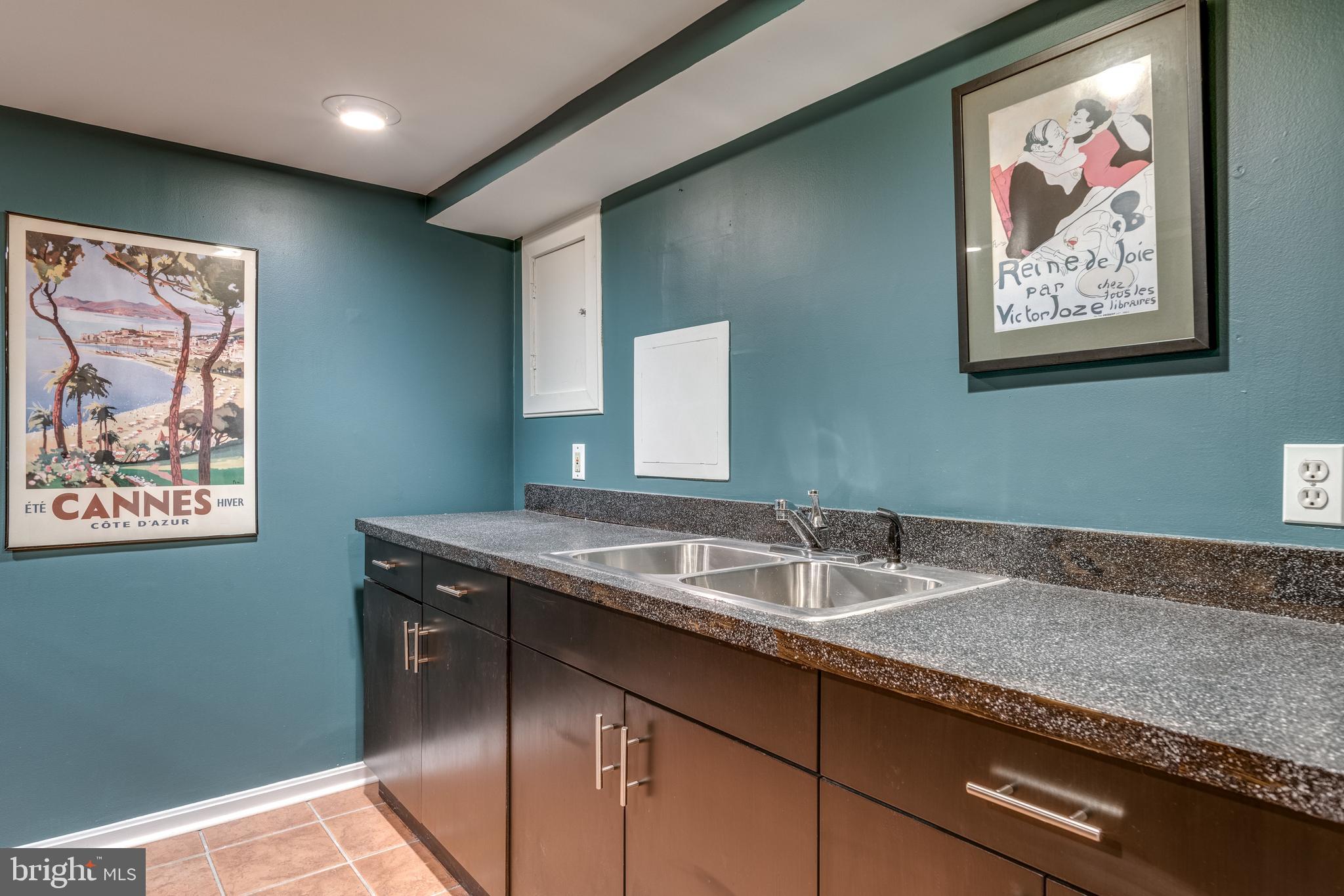 COUNTRYSIDE - Residential