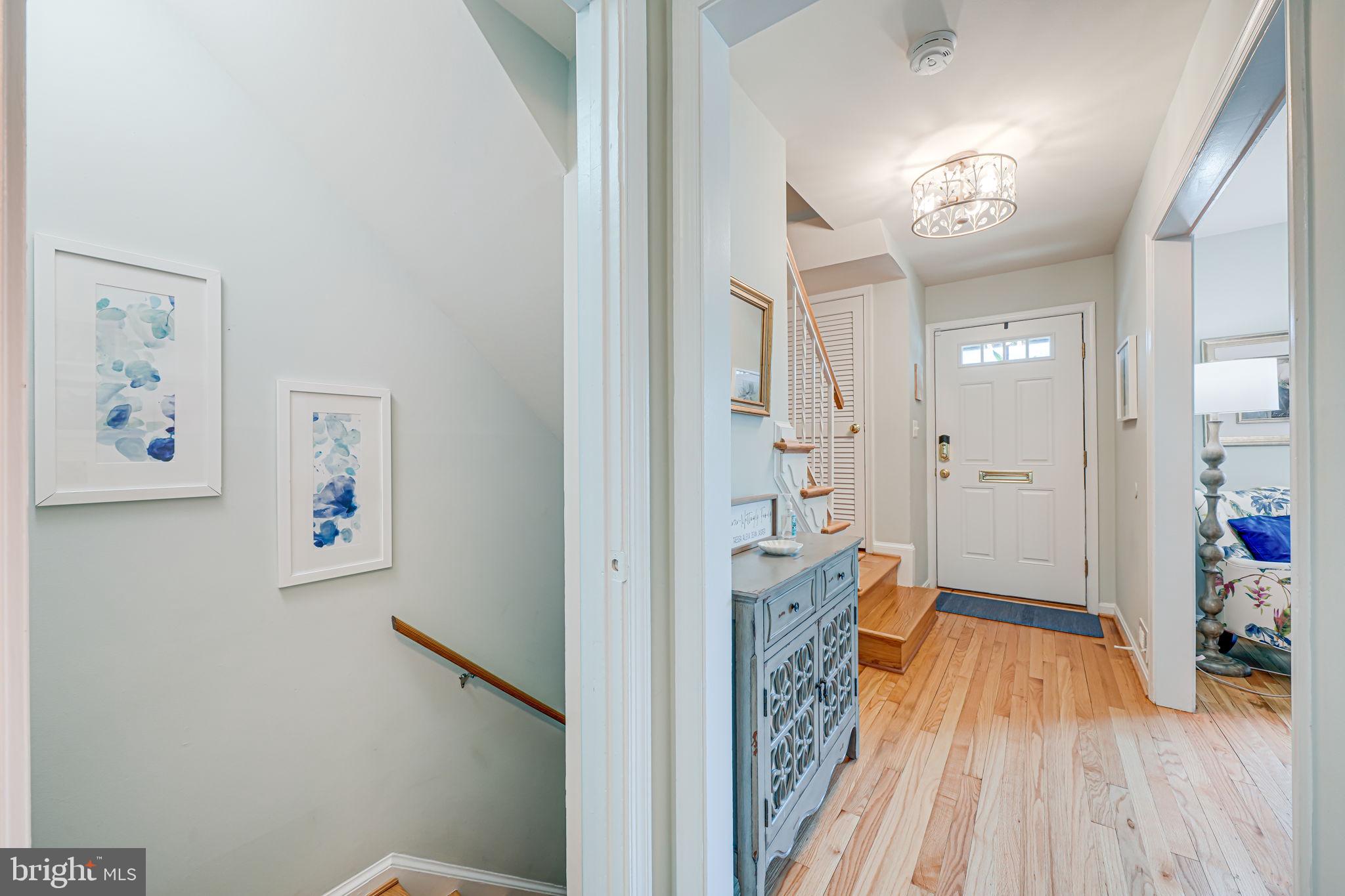 KINGS MANOR TOWNE HOUSES - Residential