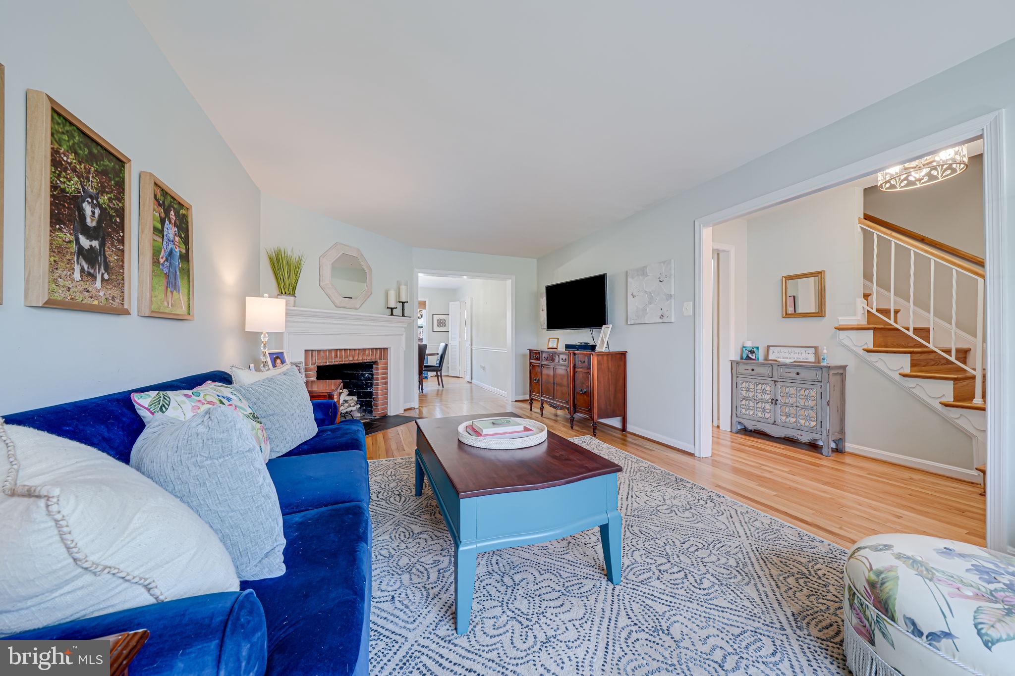 KINGS MANOR TOWNE HOUSES - Residential