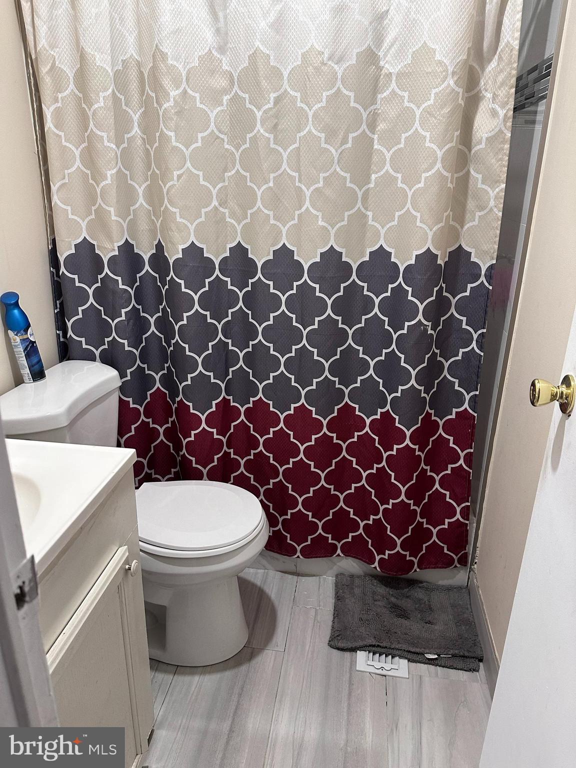 PARKWAY VILLAGE MANUFACTURED HOME COMMUNITY - Residential