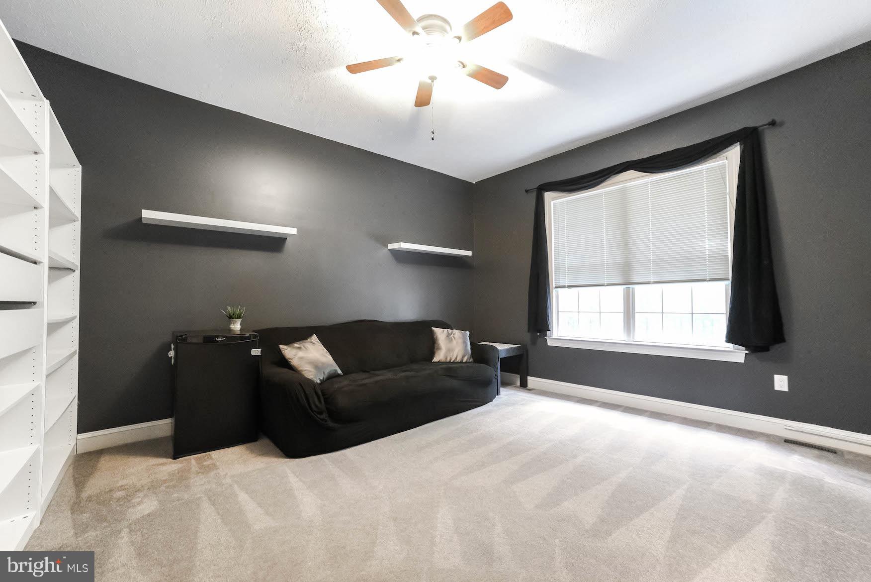 PORTOBELLO ESTATES - Residential