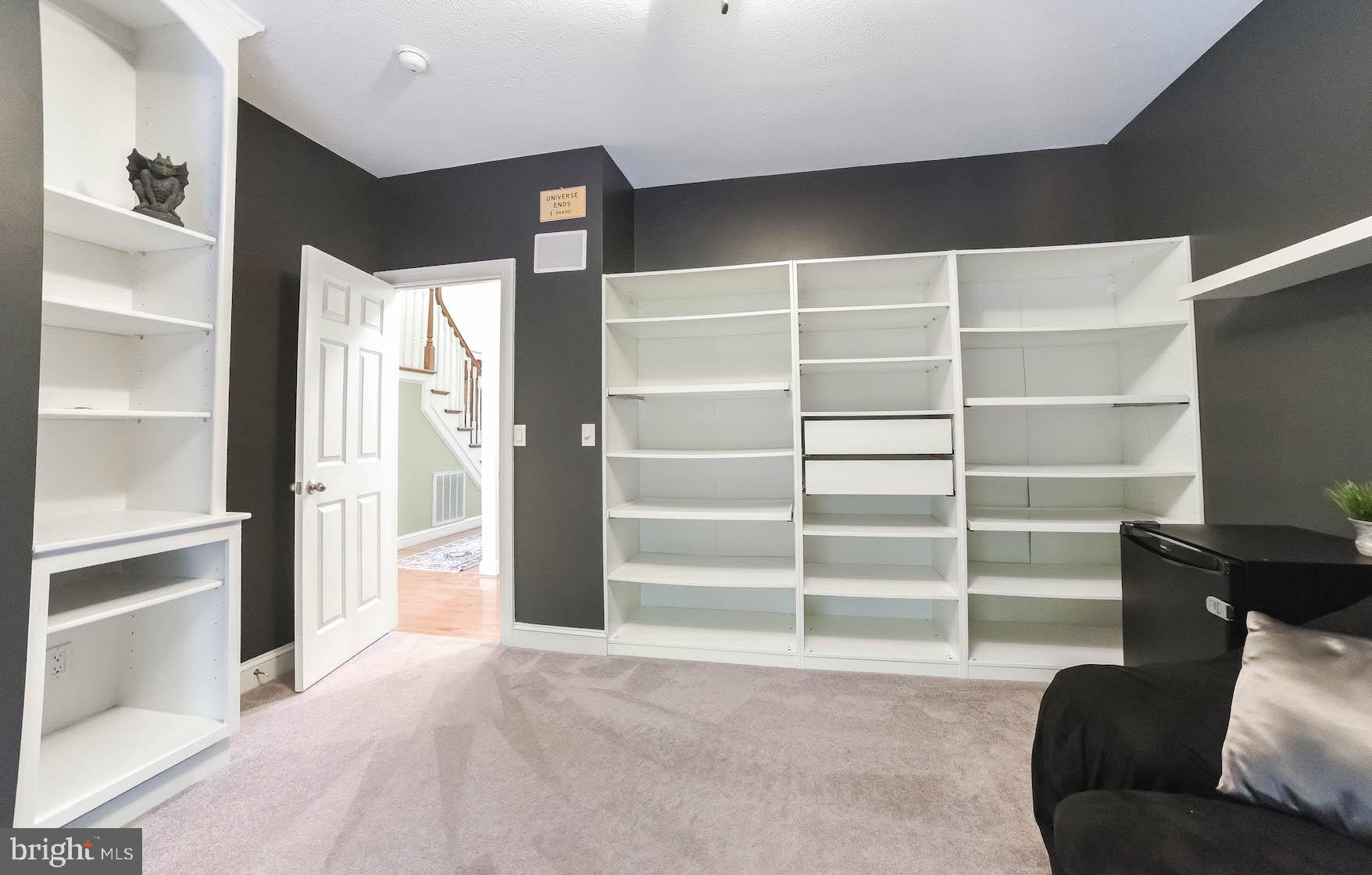 PORTOBELLO ESTATES - Residential