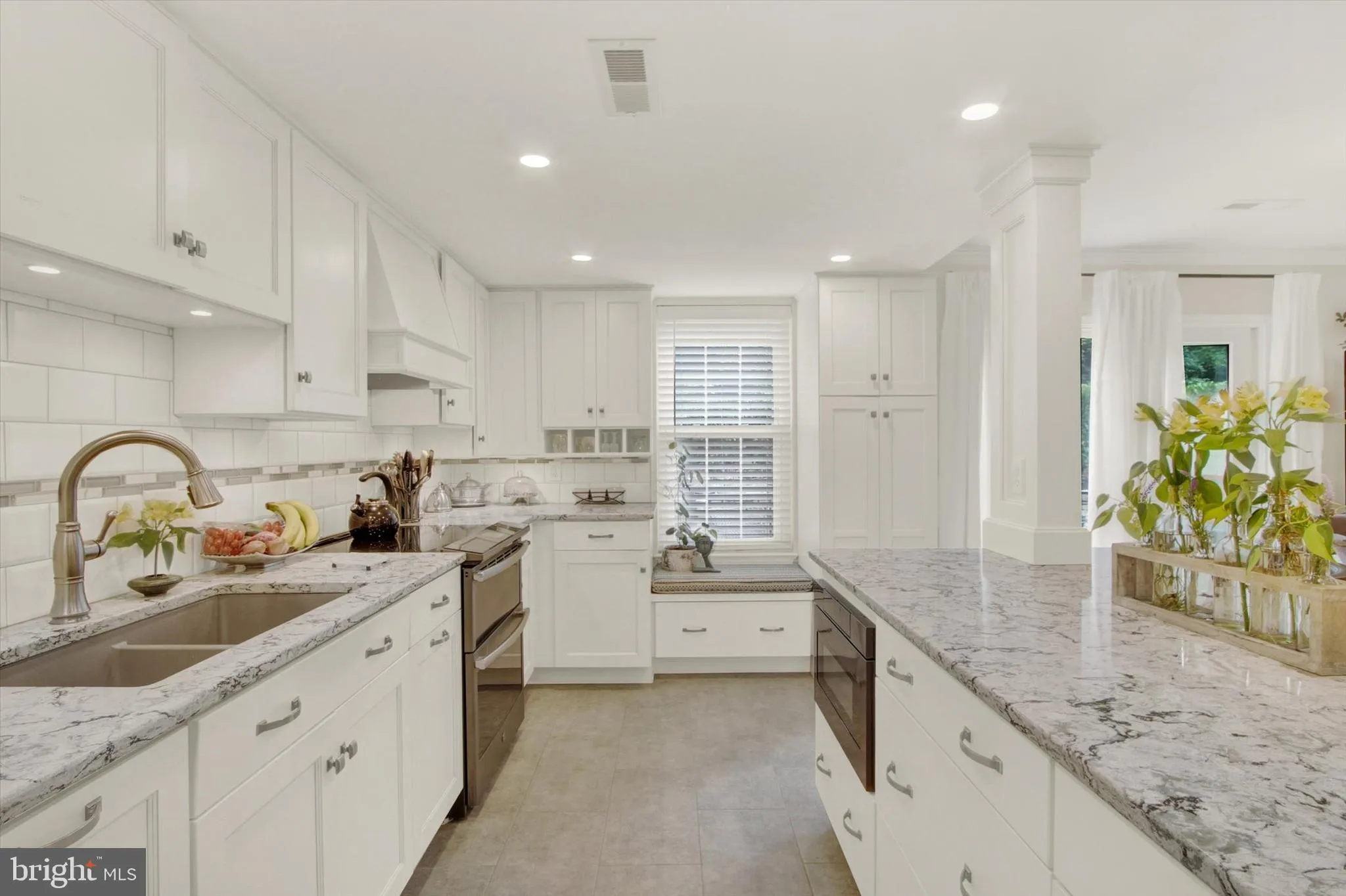 York, Pennsylvania 17403, United States, 3 Bedrooms Bedrooms, ,3 BathroomsBathrooms,Residential,Active,216377