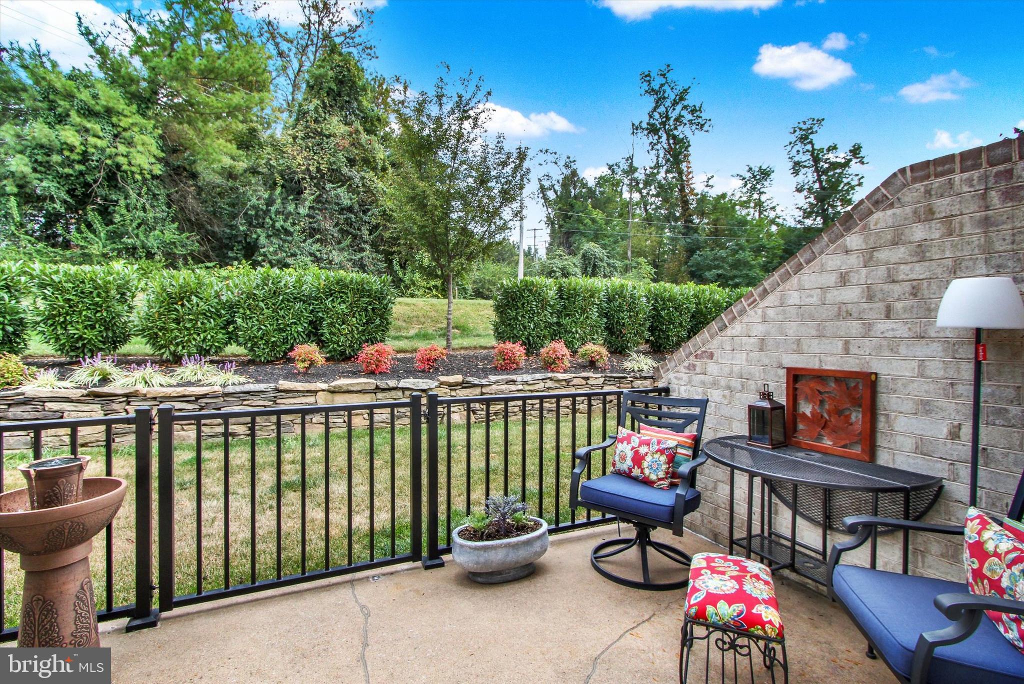 BROCKIE GREEN - Residential