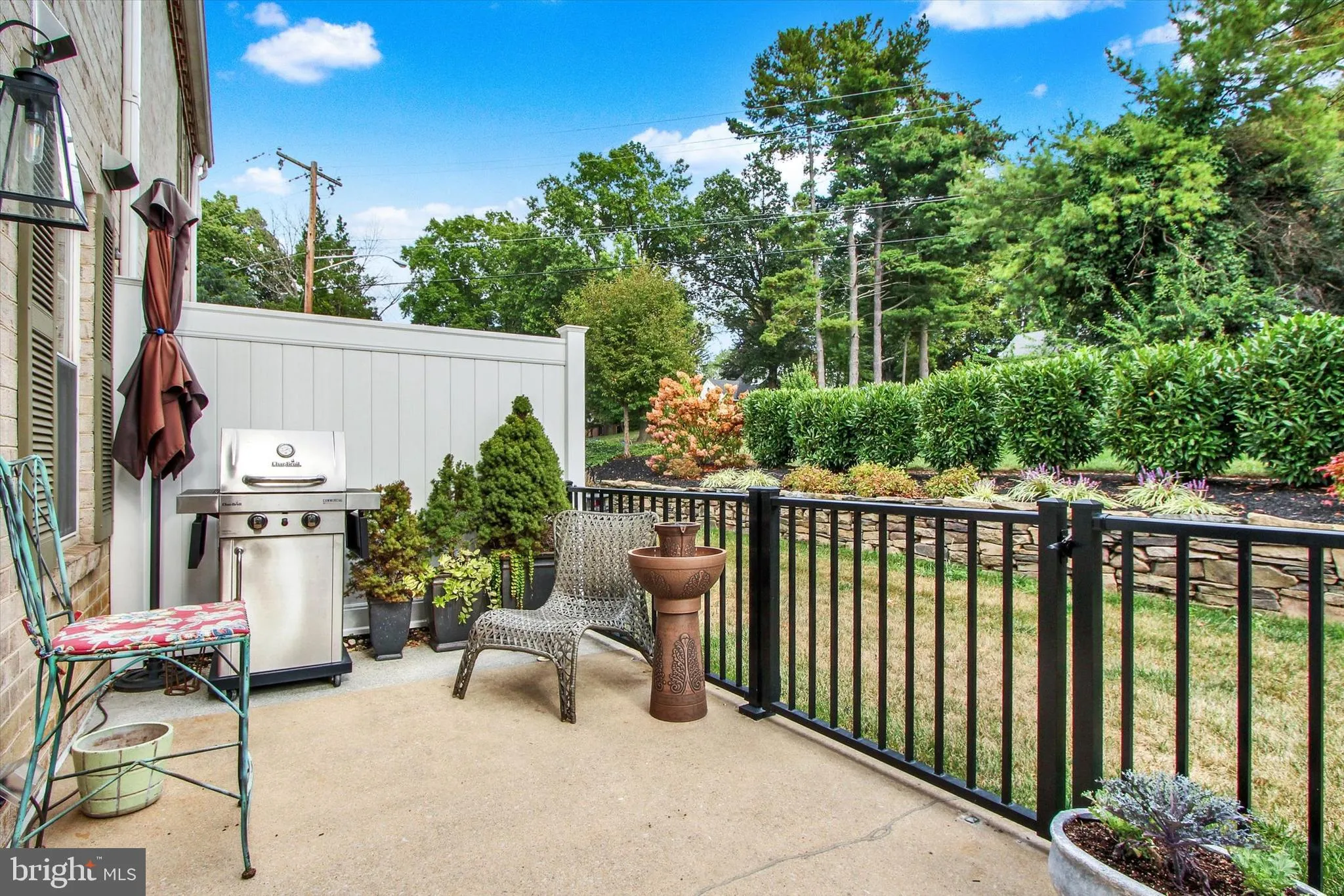 York, Pennsylvania 17403, United States, 3 Bedrooms Bedrooms, ,3 BathroomsBathrooms,Residential,Active,216377