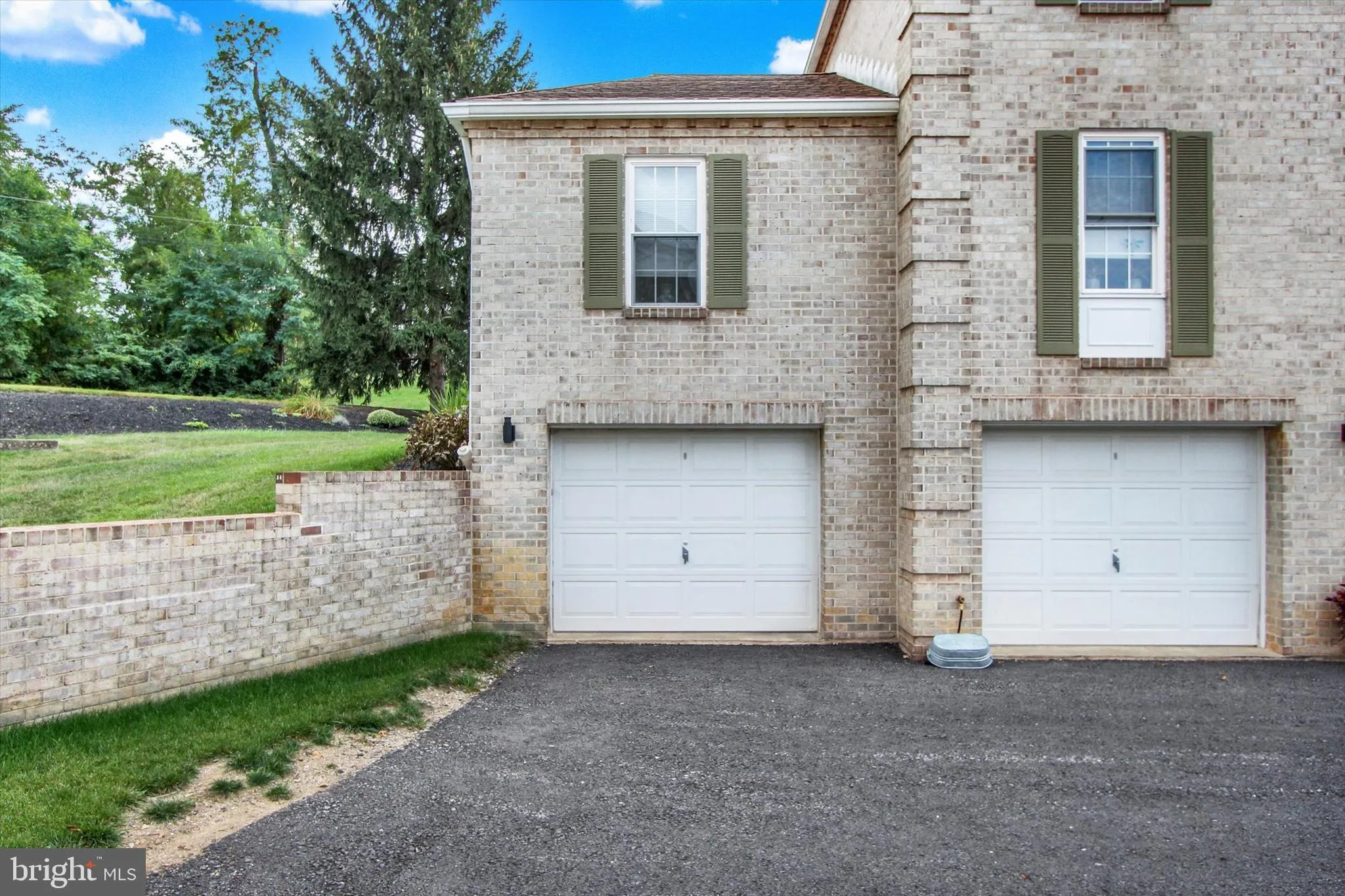 York, Pennsylvania 17403, United States, 3 Bedrooms Bedrooms, ,3 BathroomsBathrooms,Residential,Active,216377