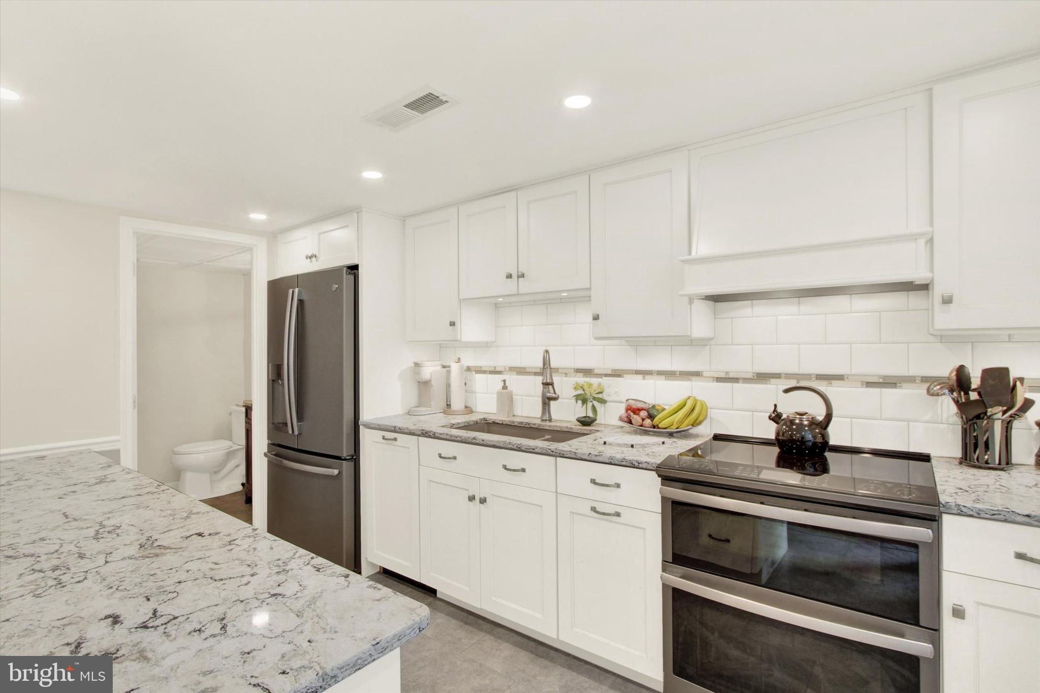 BROCKIE GREEN - Residential