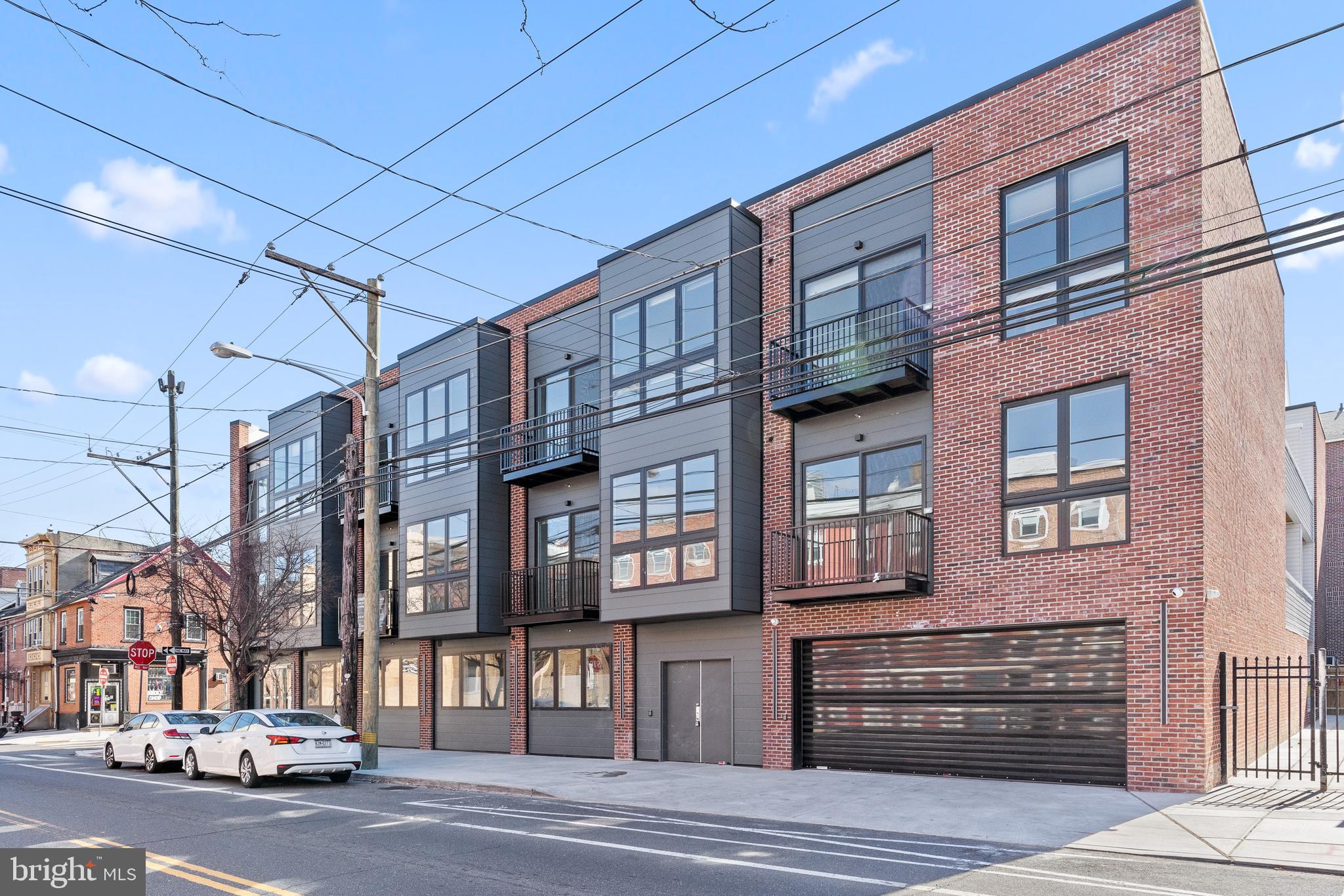 QUEEN VILLAGE - Residential Lease