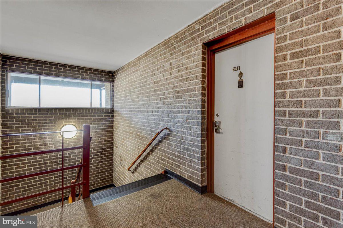 MARYLAND FARMS CONDO - Residential