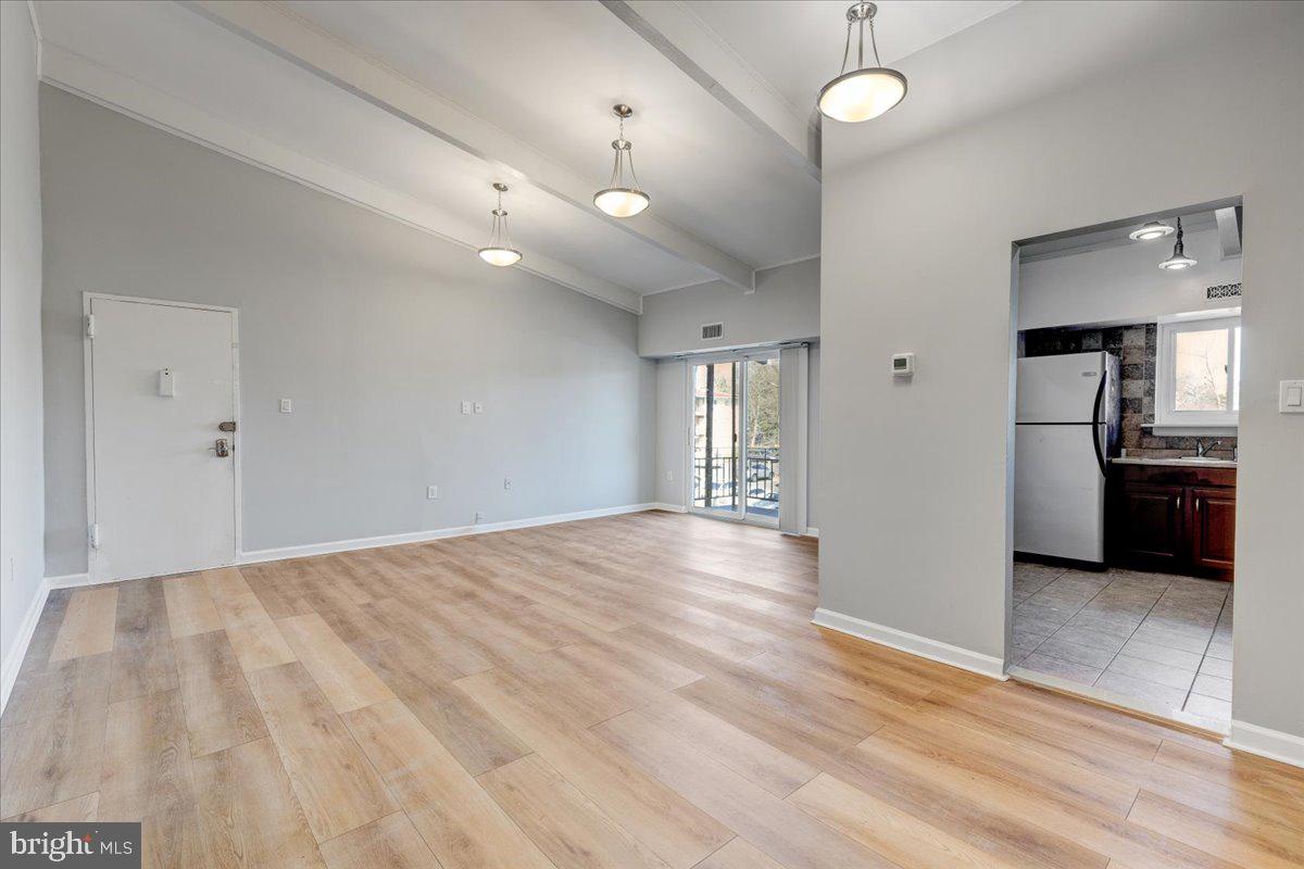 MARYLAND FARMS CONDO - Residential