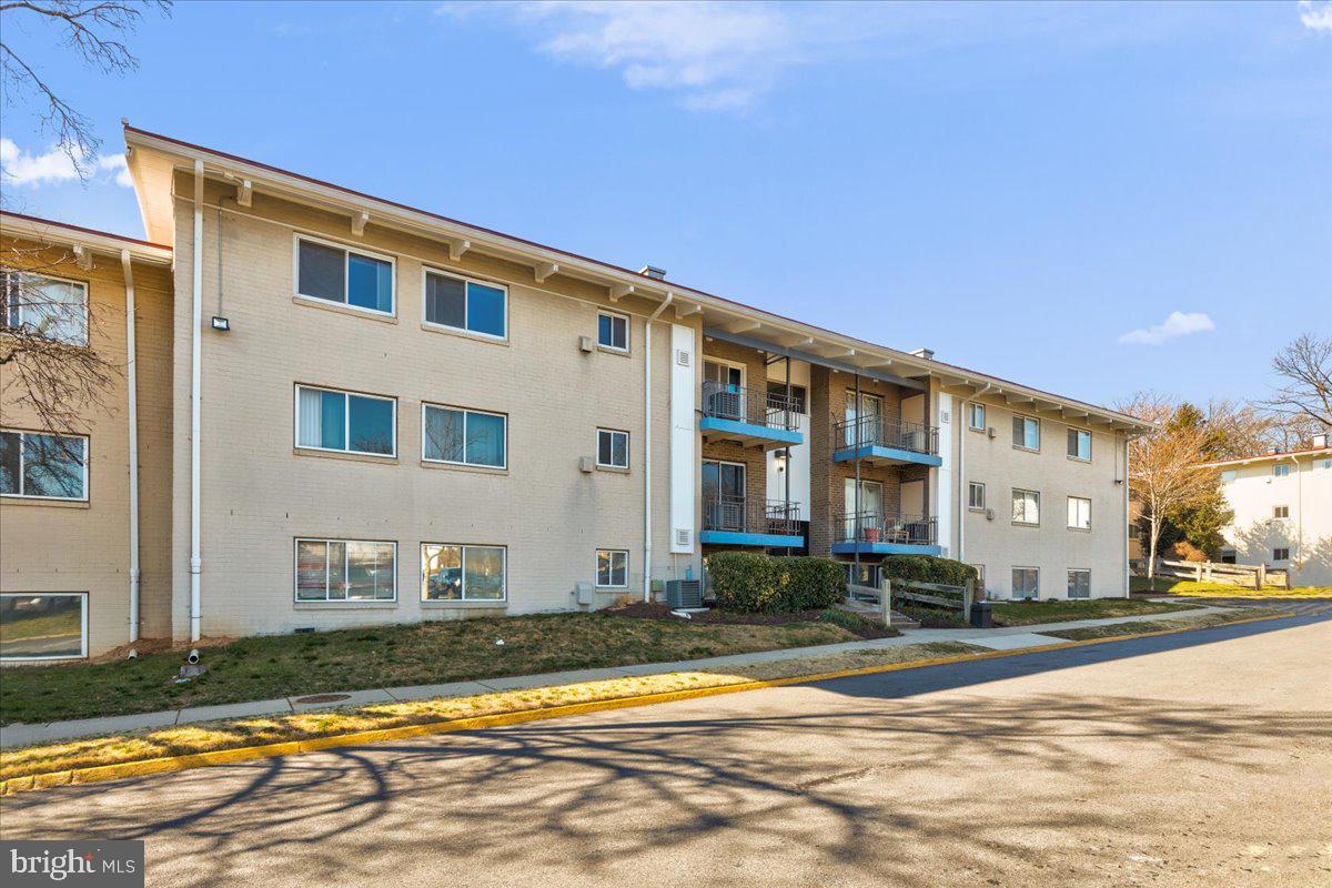 MARYLAND FARMS CONDO - Residential