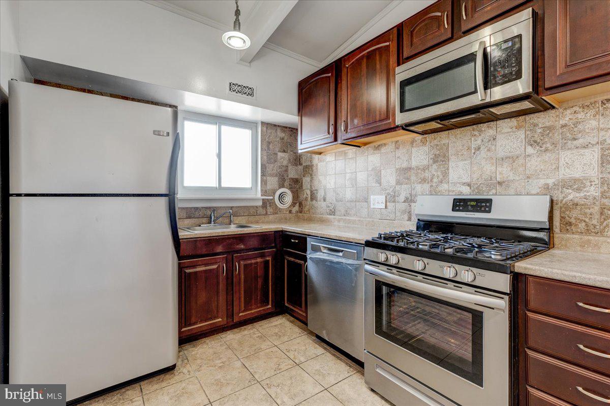 MARYLAND FARMS CONDO - Residential