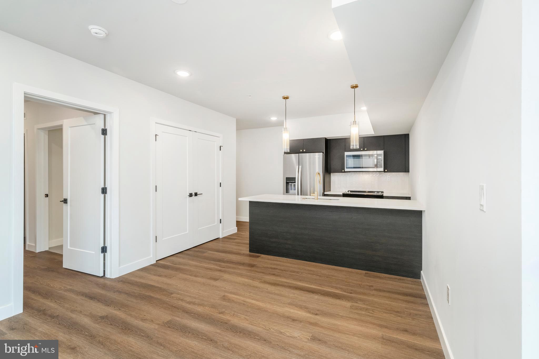 1102 GERMANTOWN AVENUE 601