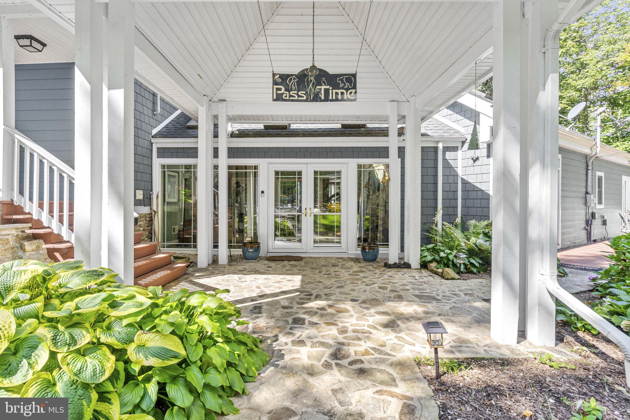 JEWELL HOLLOW - Residential