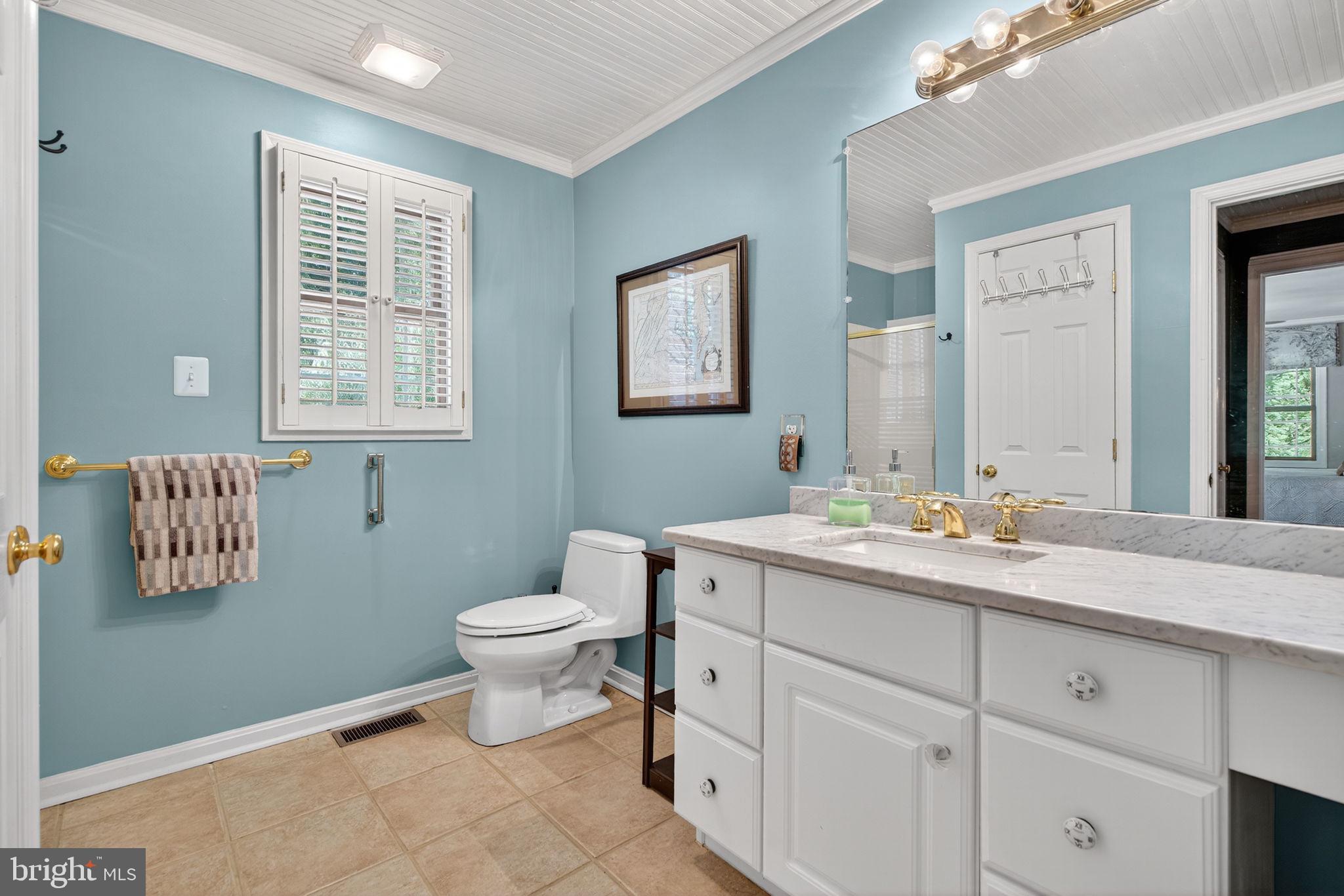 JEWELL HOLLOW - Residential