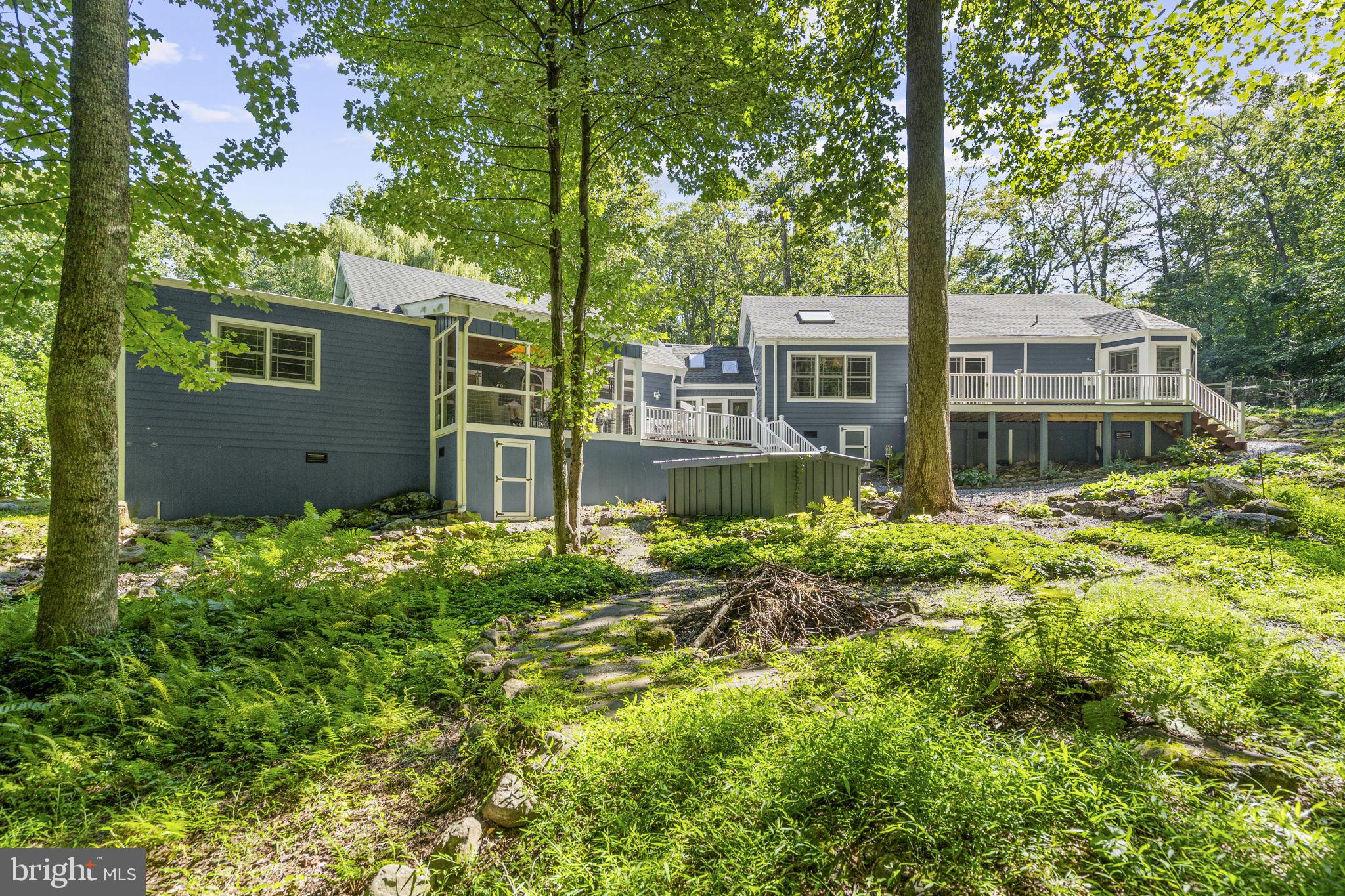 JEWELL HOLLOW - Residential