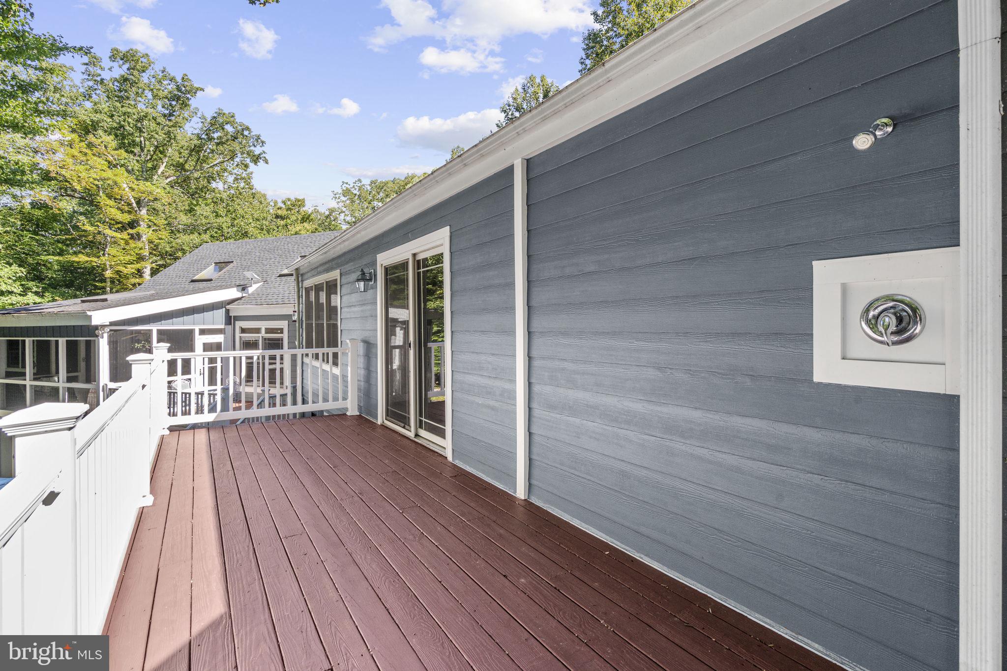 JEWELL HOLLOW - Residential