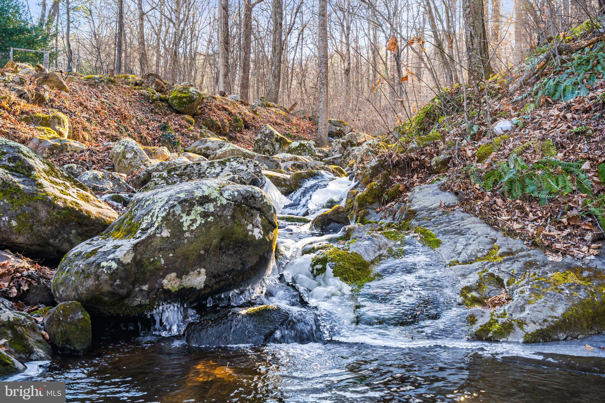 JEWELL HOLLOW - Residential