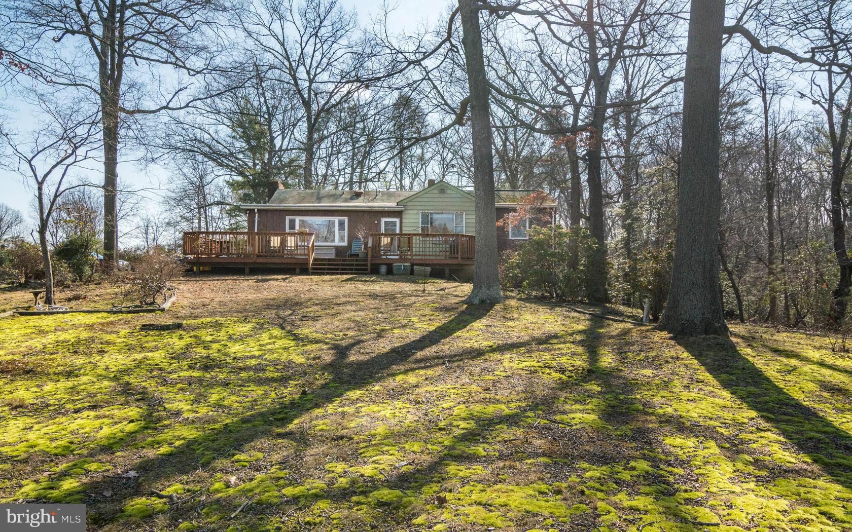 ARBUTUS BANKS - Residential