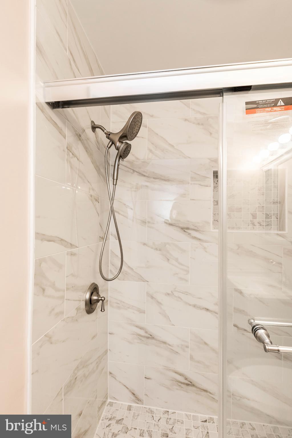 CALVERTON - Residential