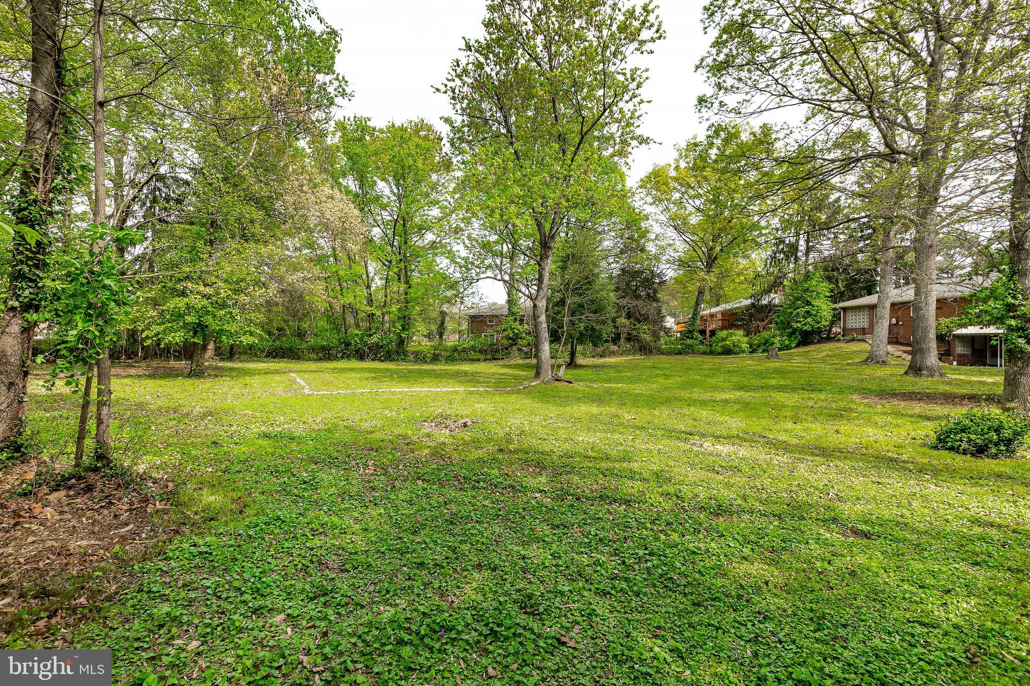 CALVERTON - Residential