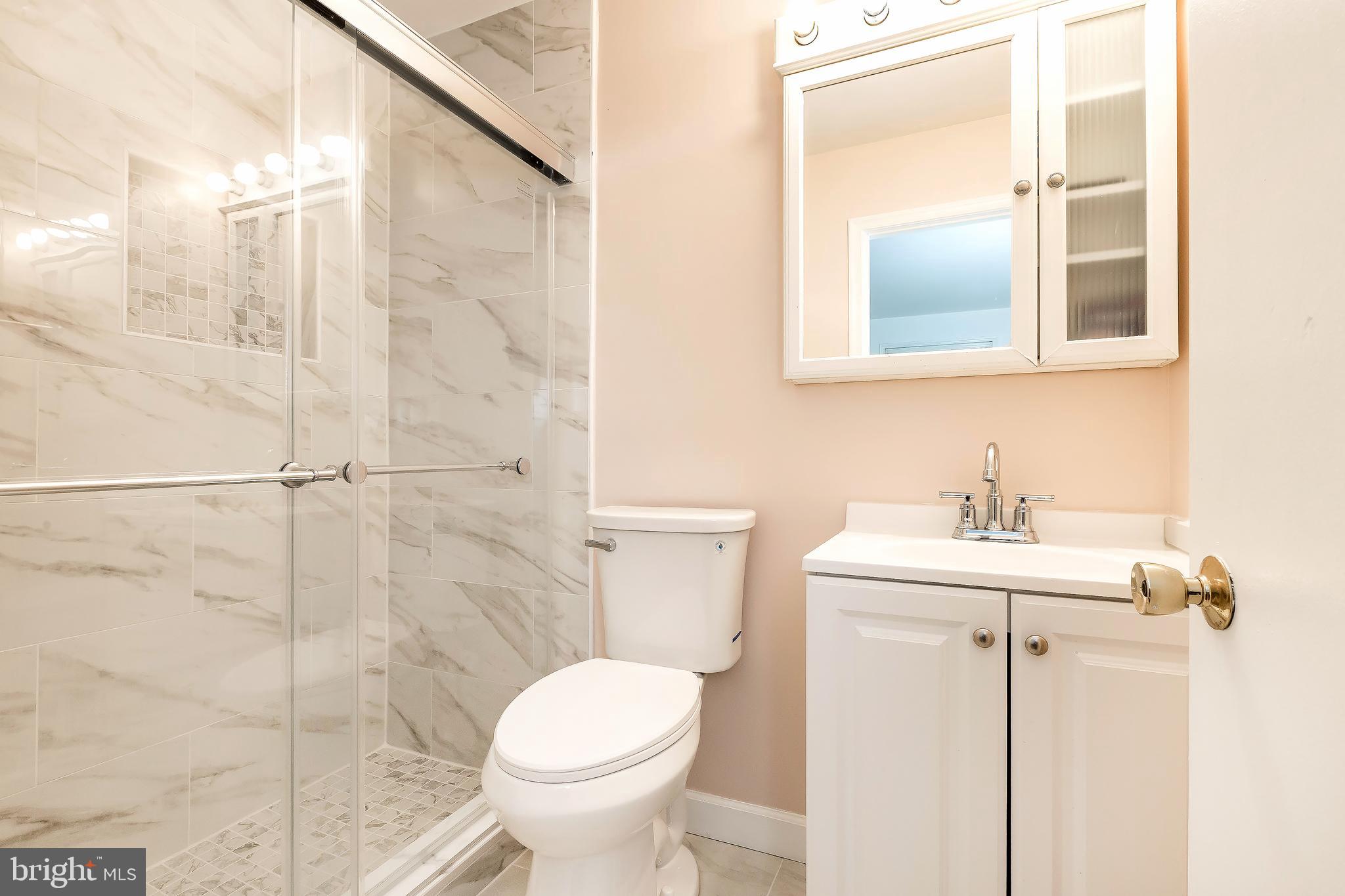 CALVERTON - Residential