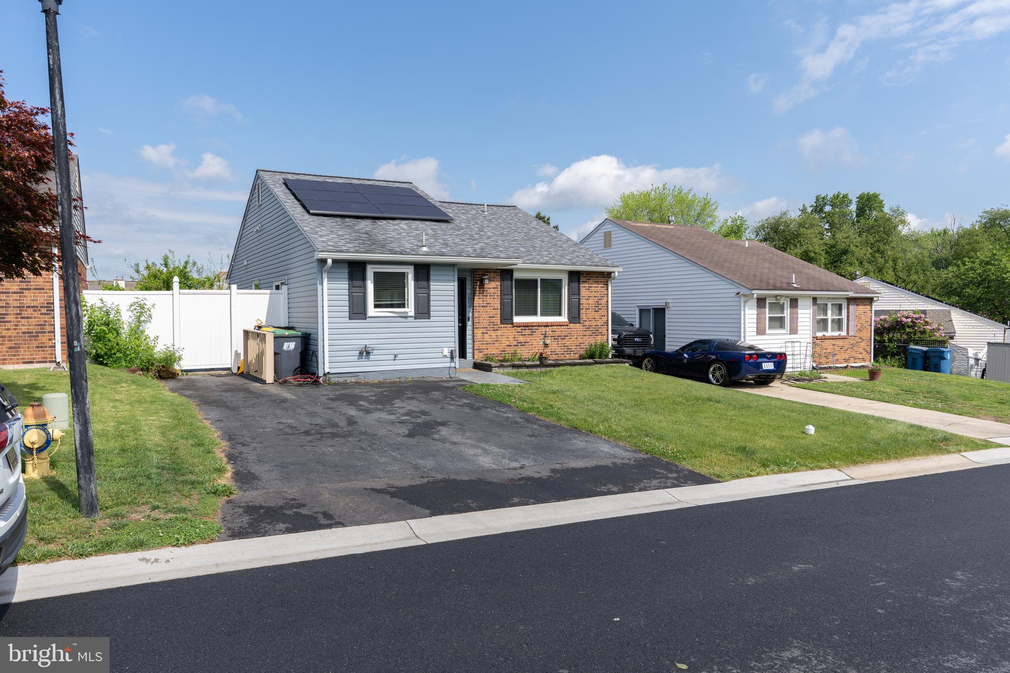 LAKECROFT II - Residential