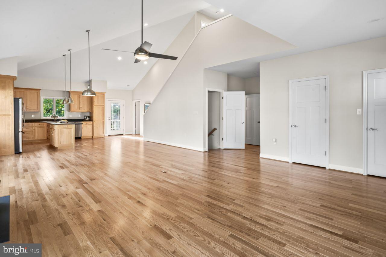 SHEPHERDSTOWN - Residential