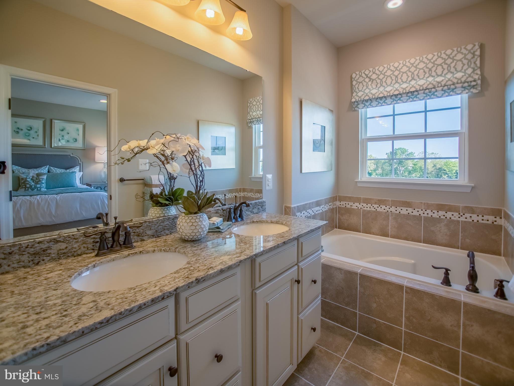 PARKSIDE - Residential