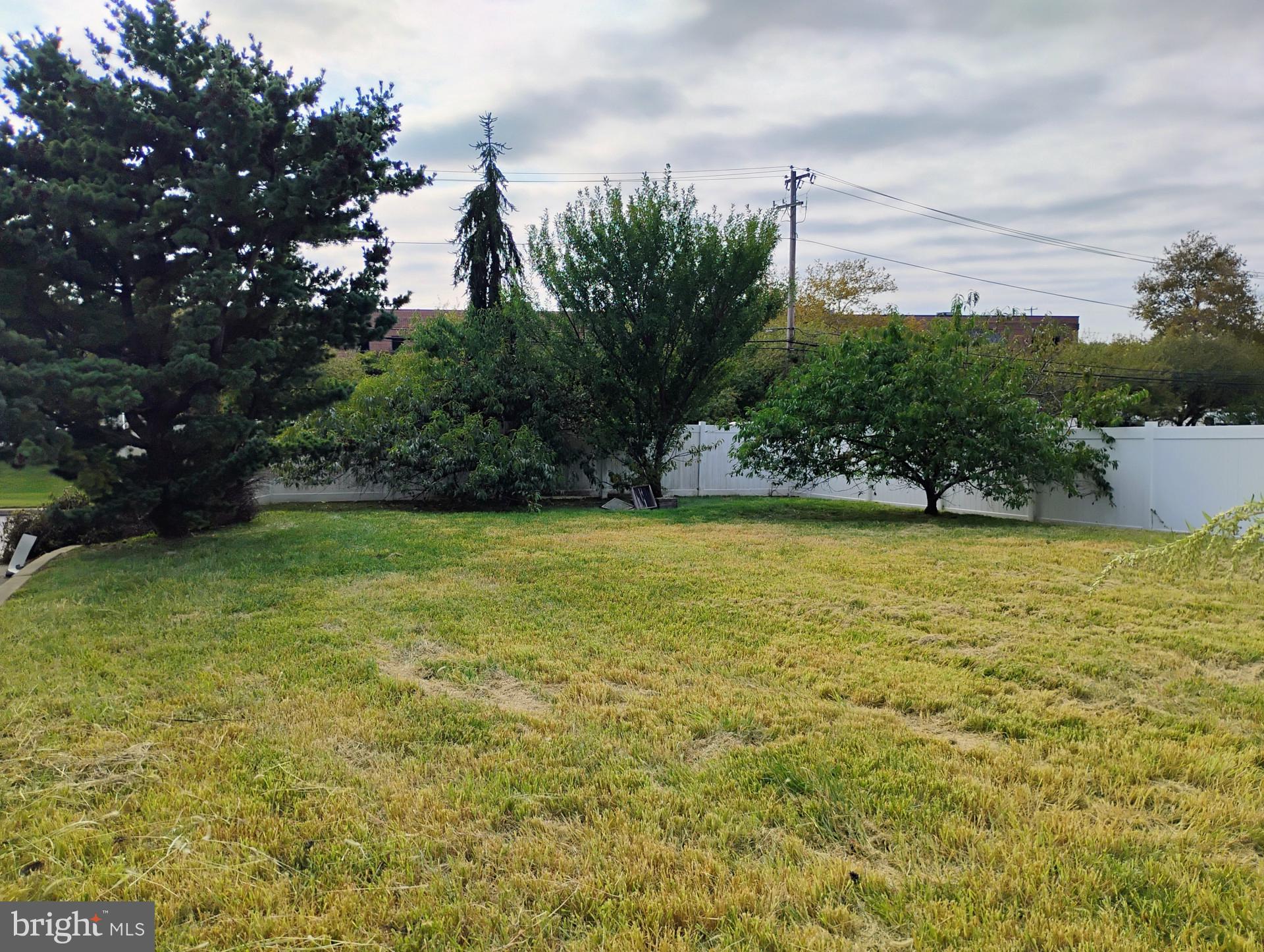 432 CROOKED LANE