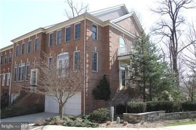 TOWER OAKS - Residential