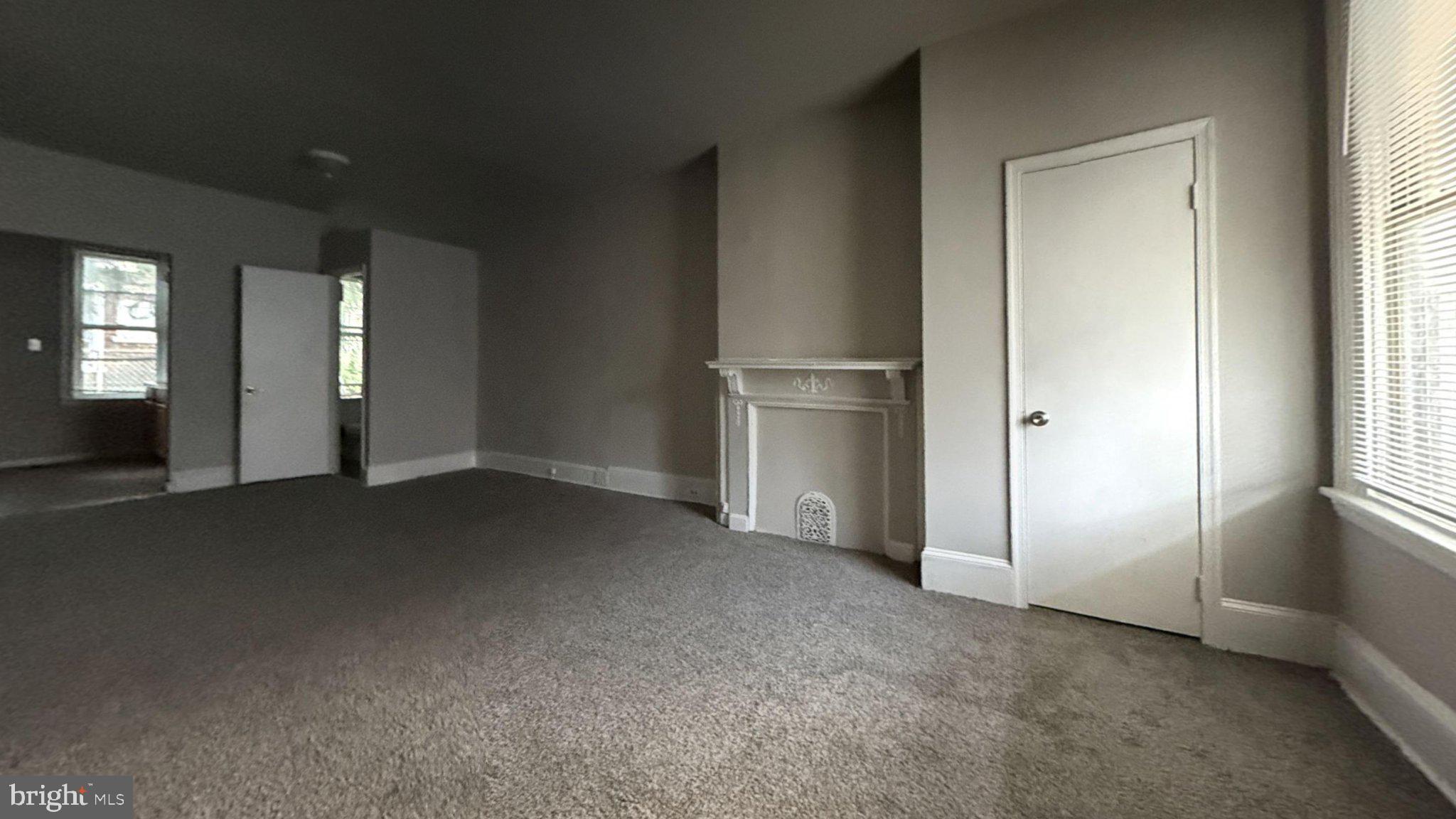 5122 FOLSOM STREET