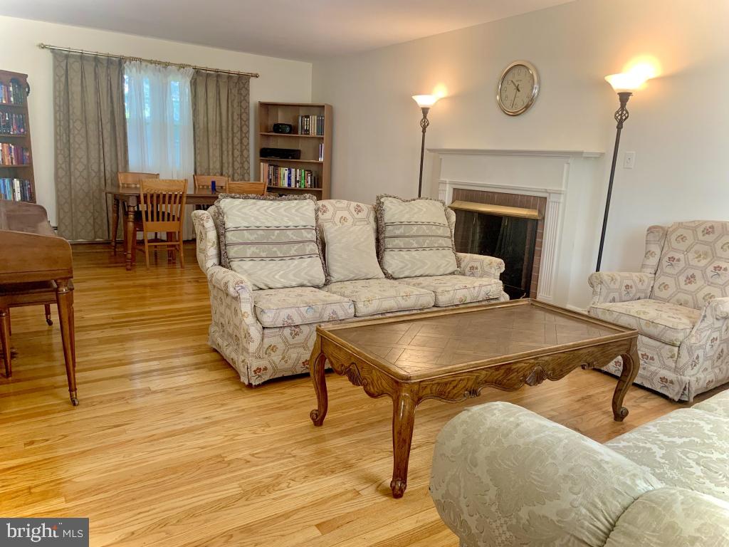 NORTHBROOK HILLS - Residential