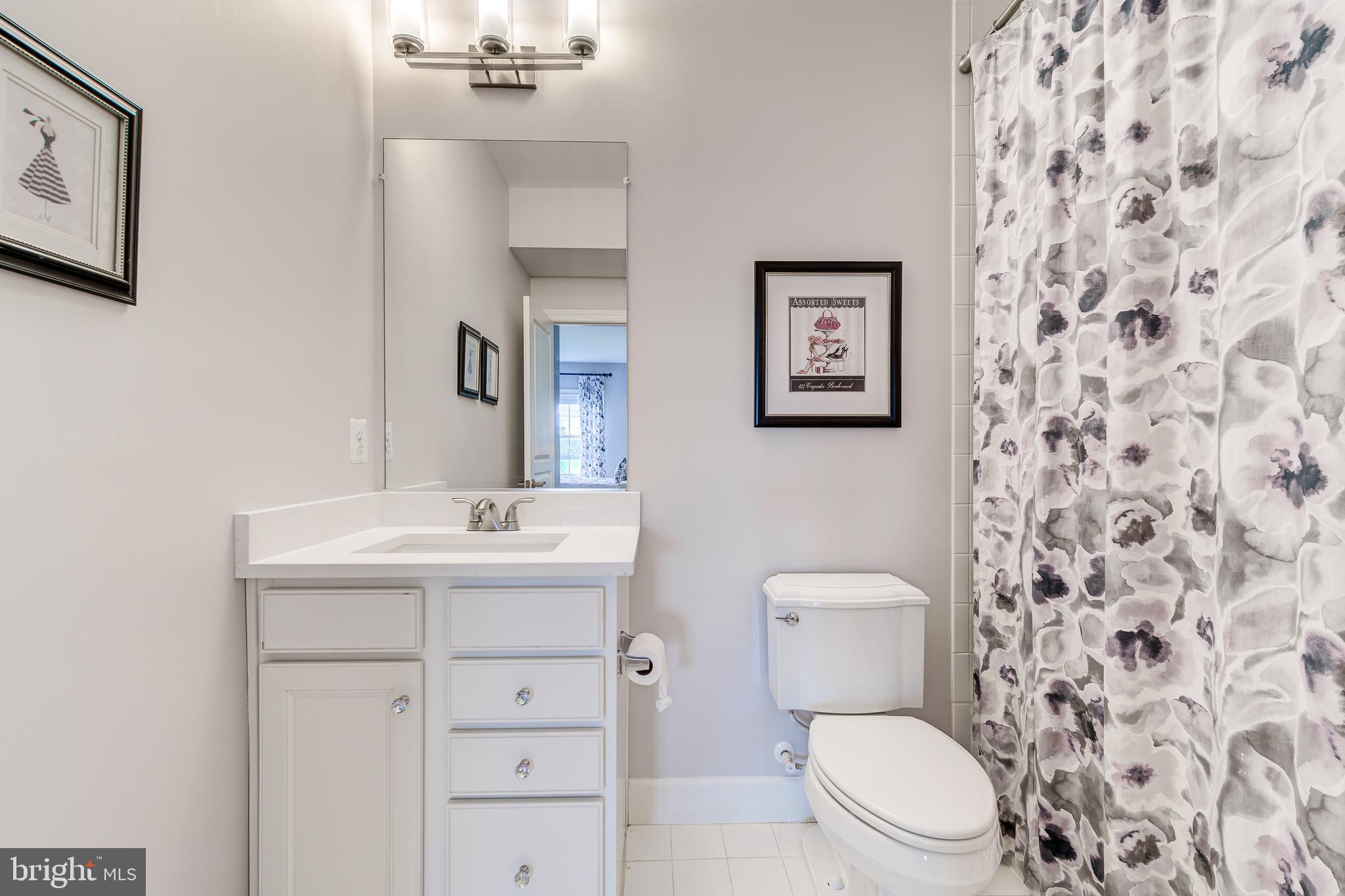 HUNTLEIGH AT CREIGHTON FARMS - Residential