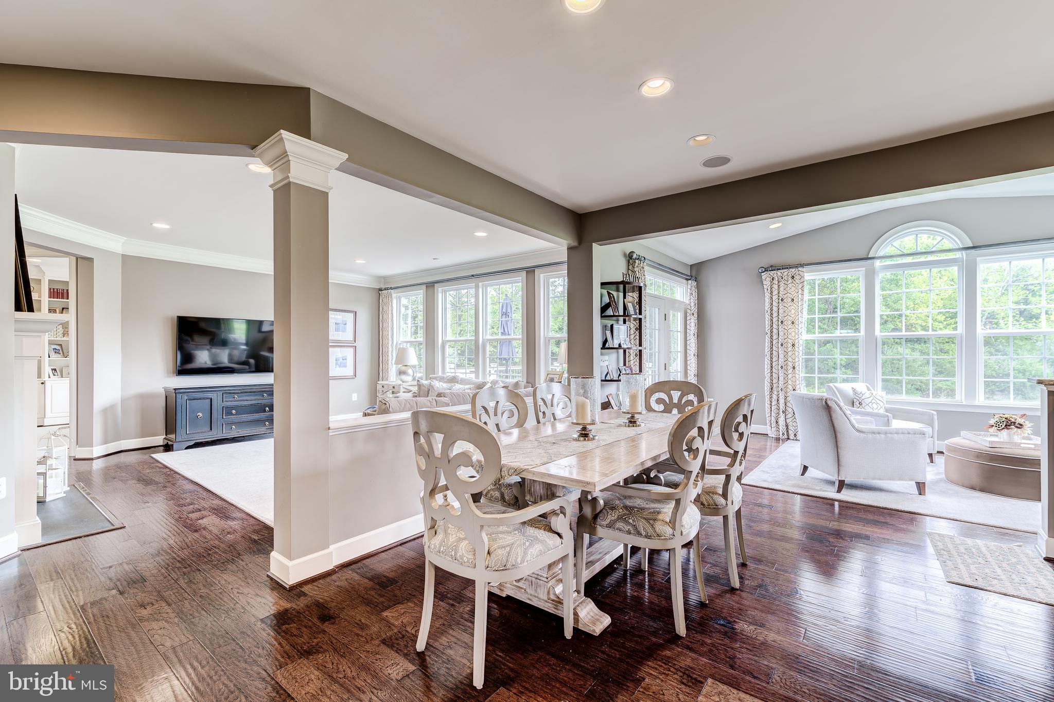 HUNTLEIGH AT CREIGHTON FARMS - Residential