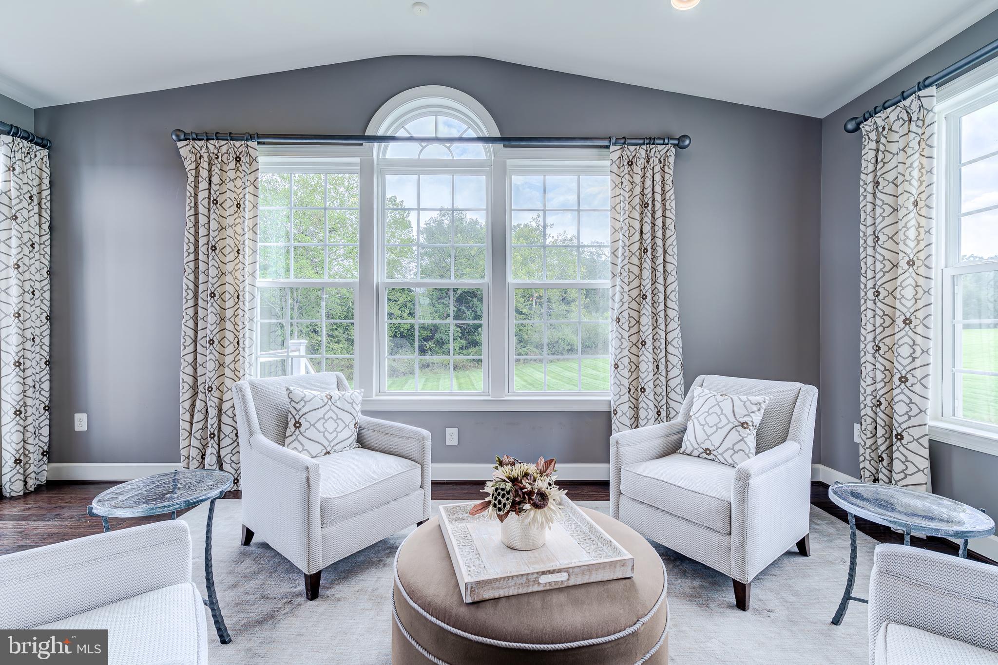 HUNTLEIGH AT CREIGHTON FARMS - Residential