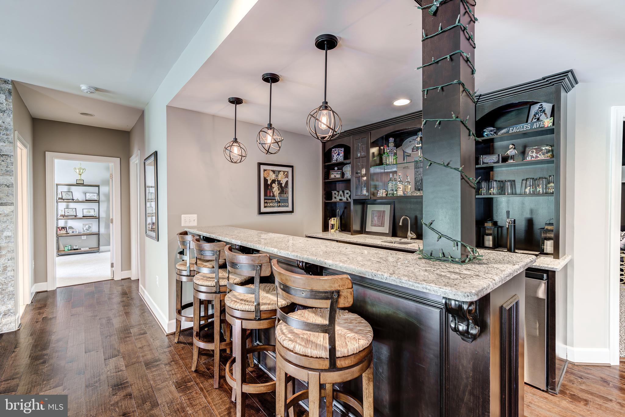 HUNTLEIGH AT CREIGHTON FARMS - Residential