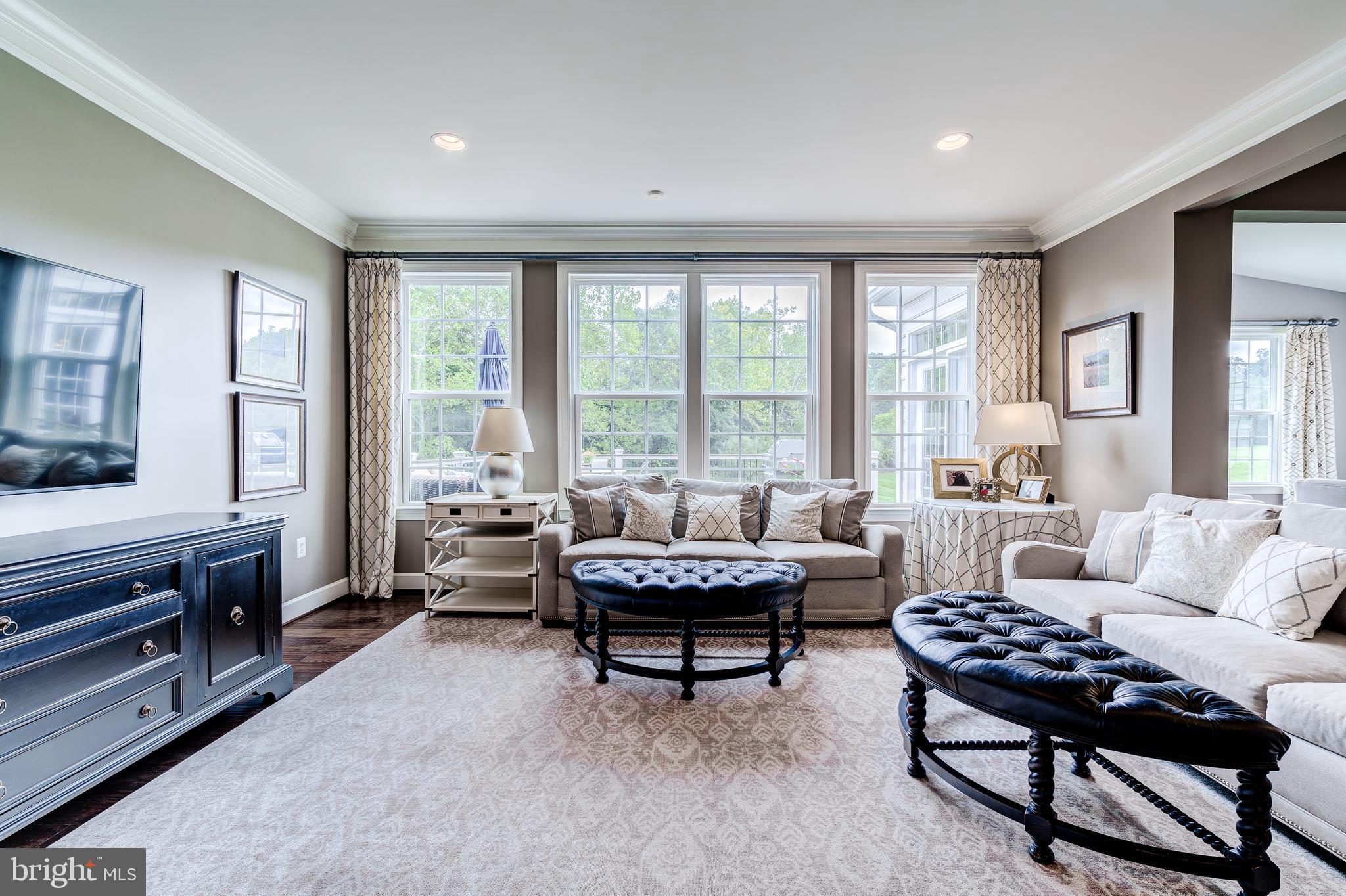 HUNTLEIGH AT CREIGHTON FARMS - Residential