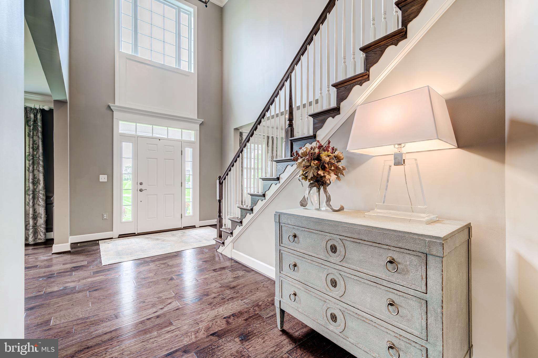 HUNTLEIGH AT CREIGHTON FARMS - Residential