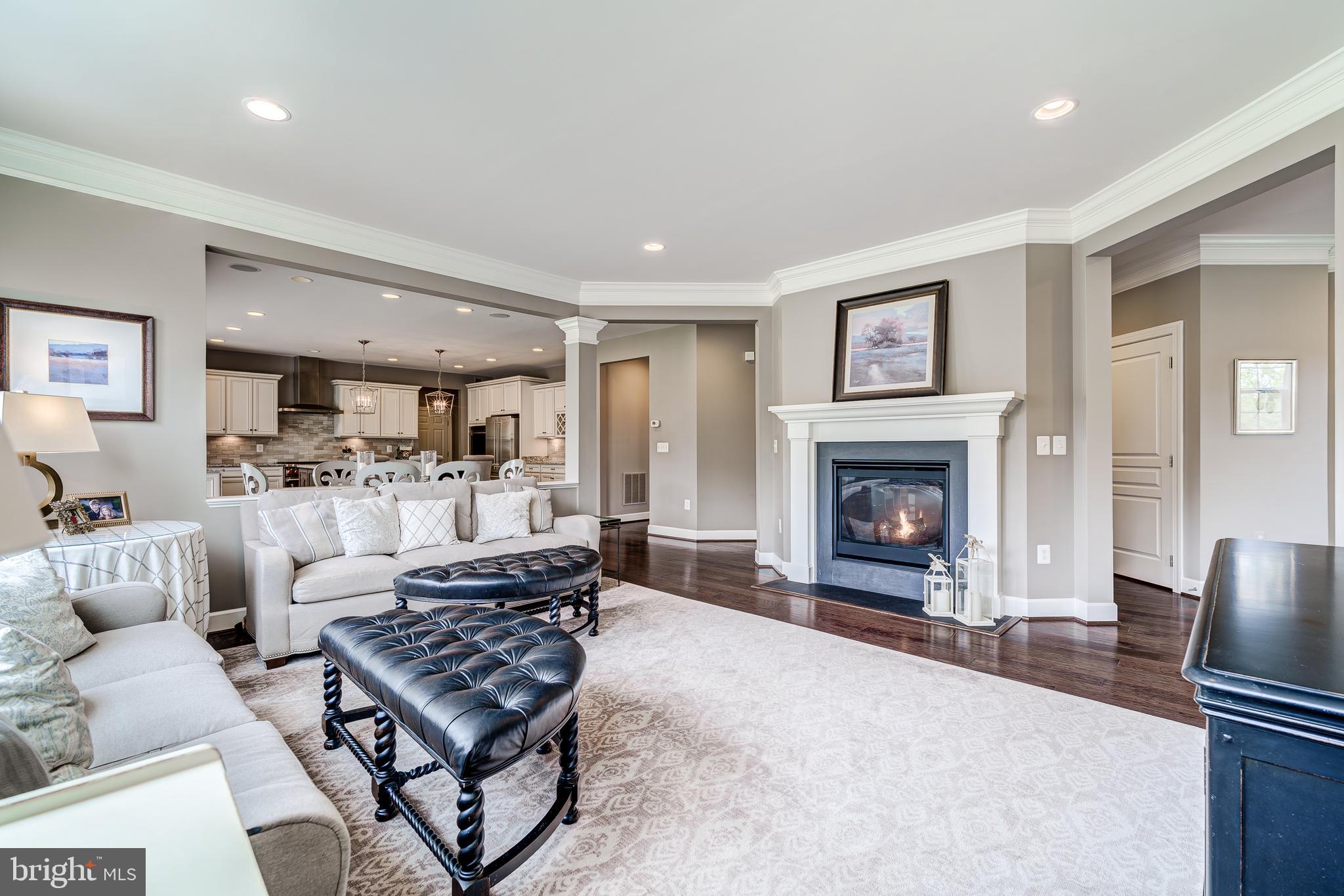 HUNTLEIGH AT CREIGHTON FARMS - Residential