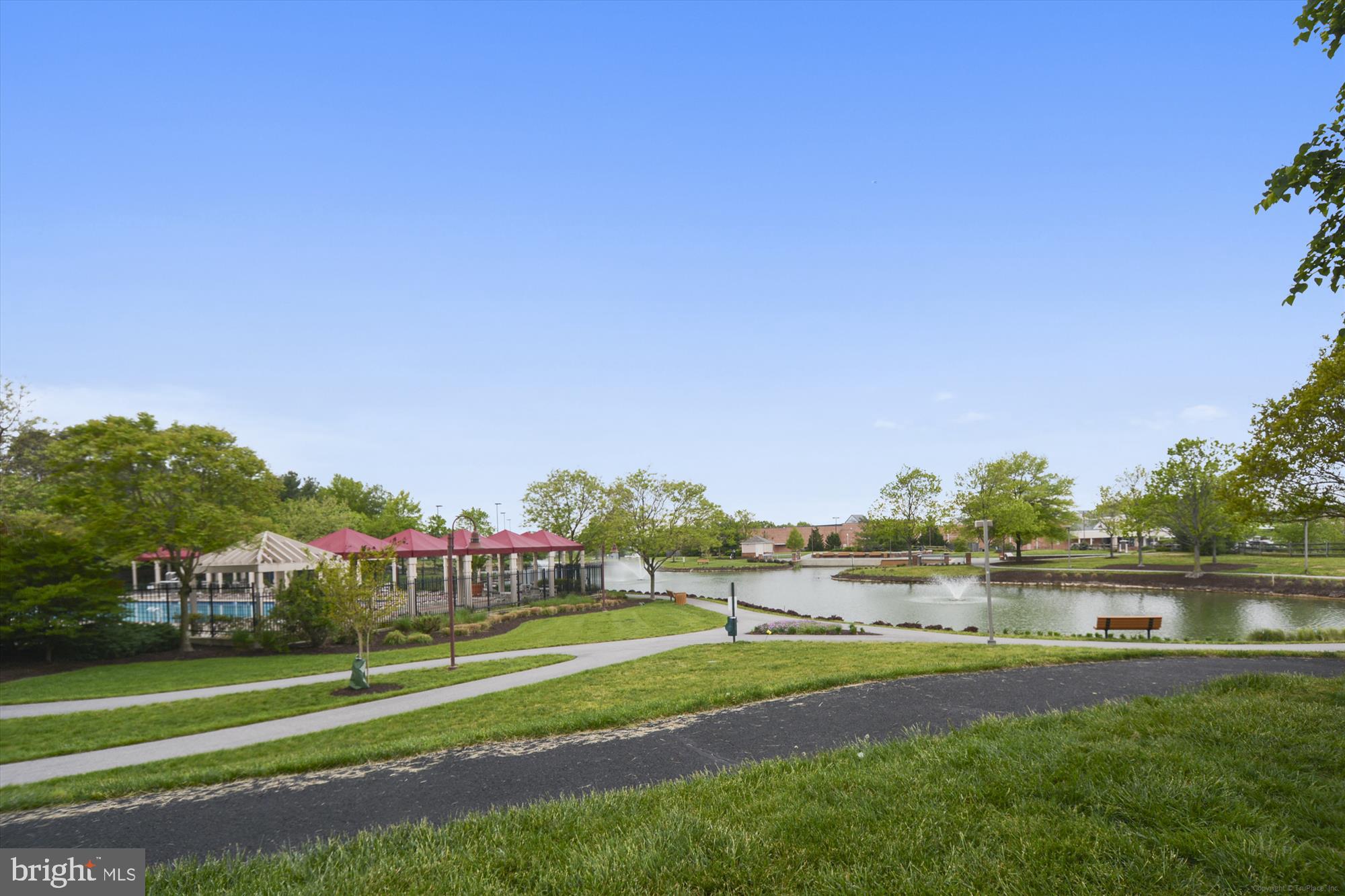 GATHERINGS AT FOREST GLEN - Residential