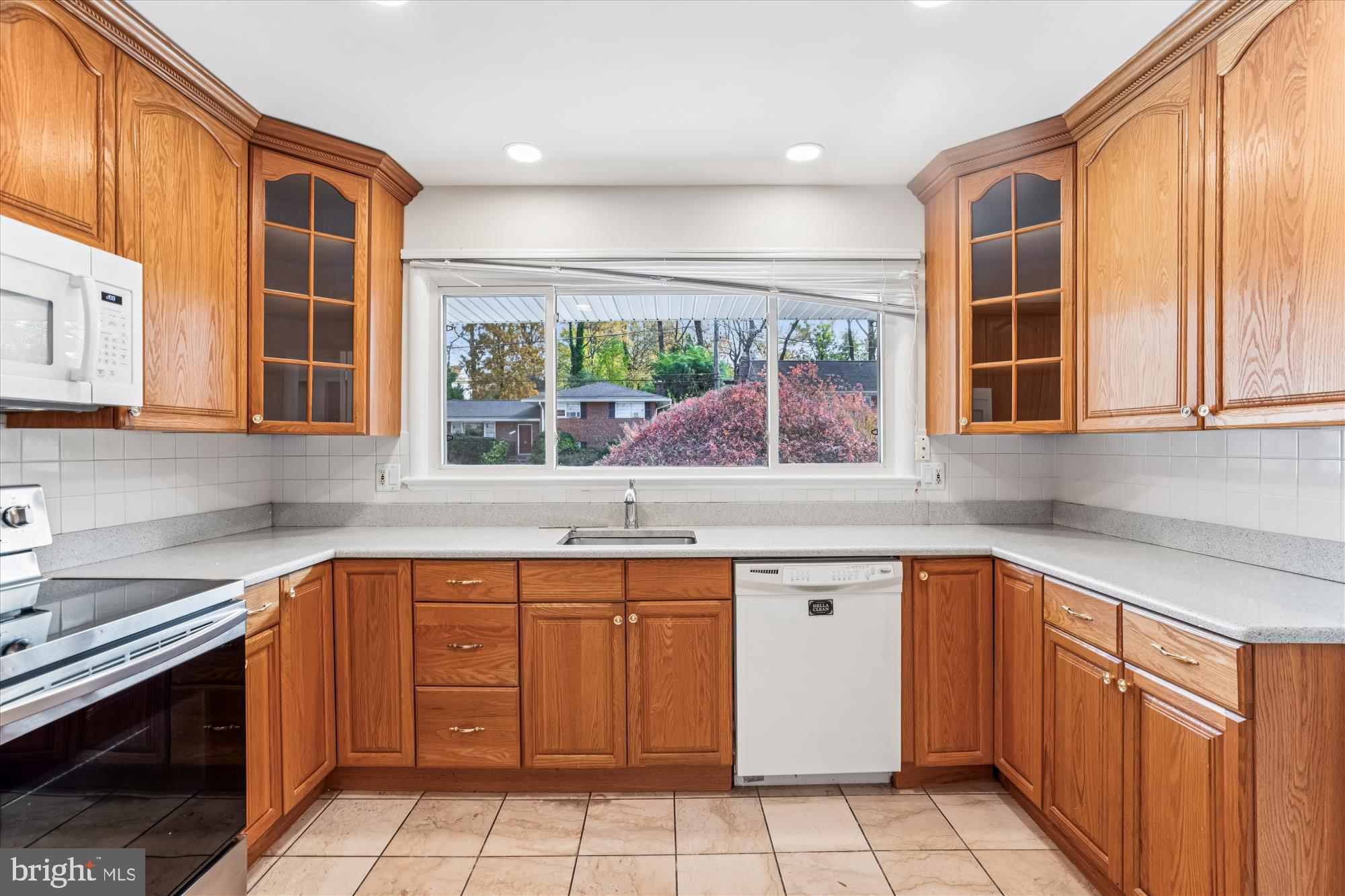 KENWOOD PARK - Residential Lease