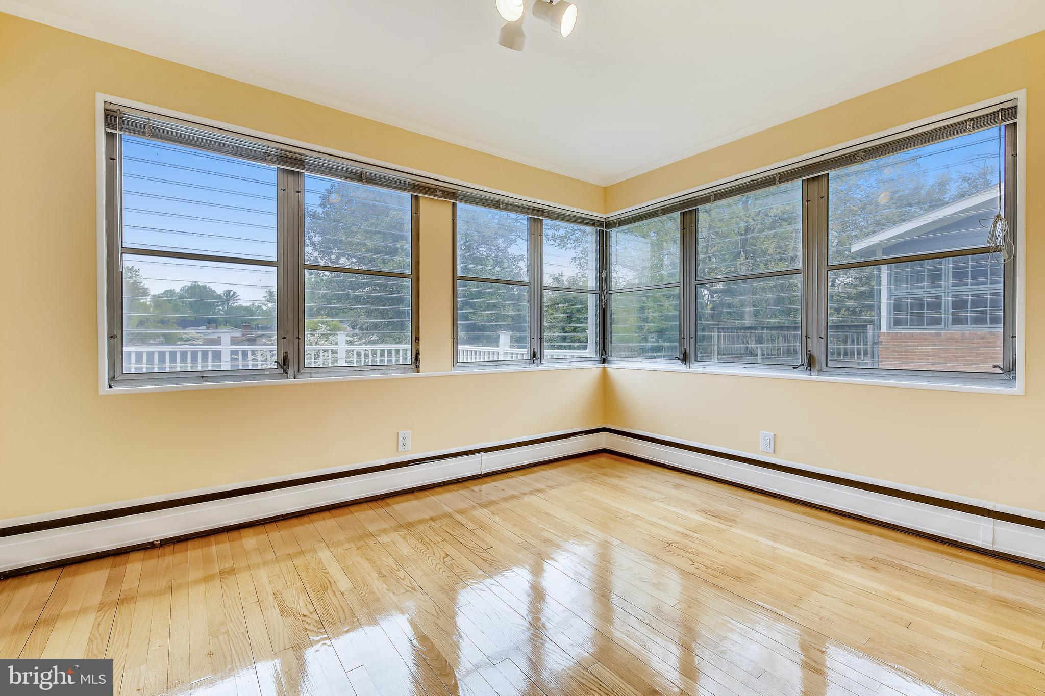 KENWOOD PARK - Residential Lease