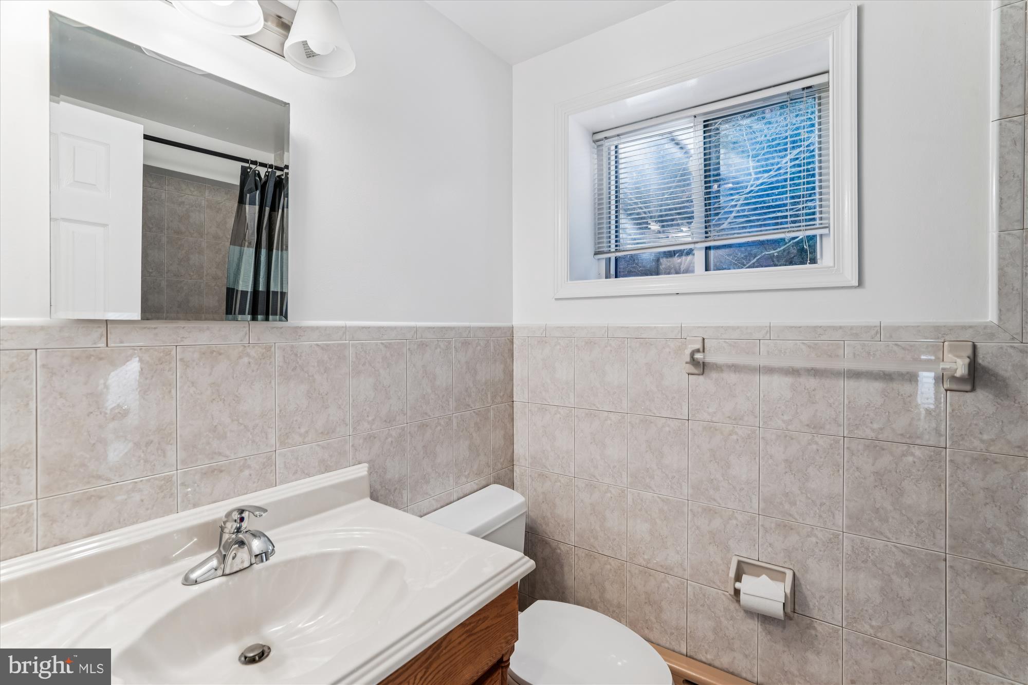 KENWOOD PARK - Residential Lease