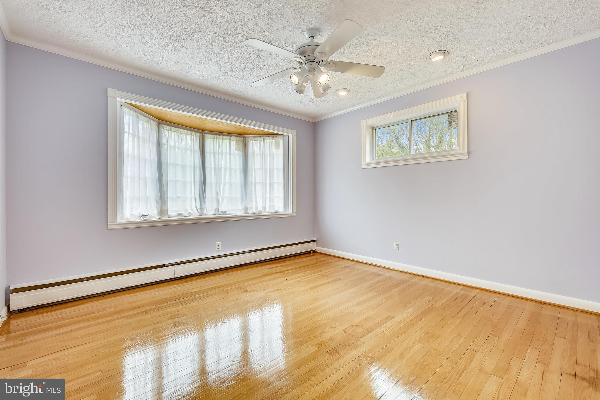 KENWOOD PARK - Residential Lease