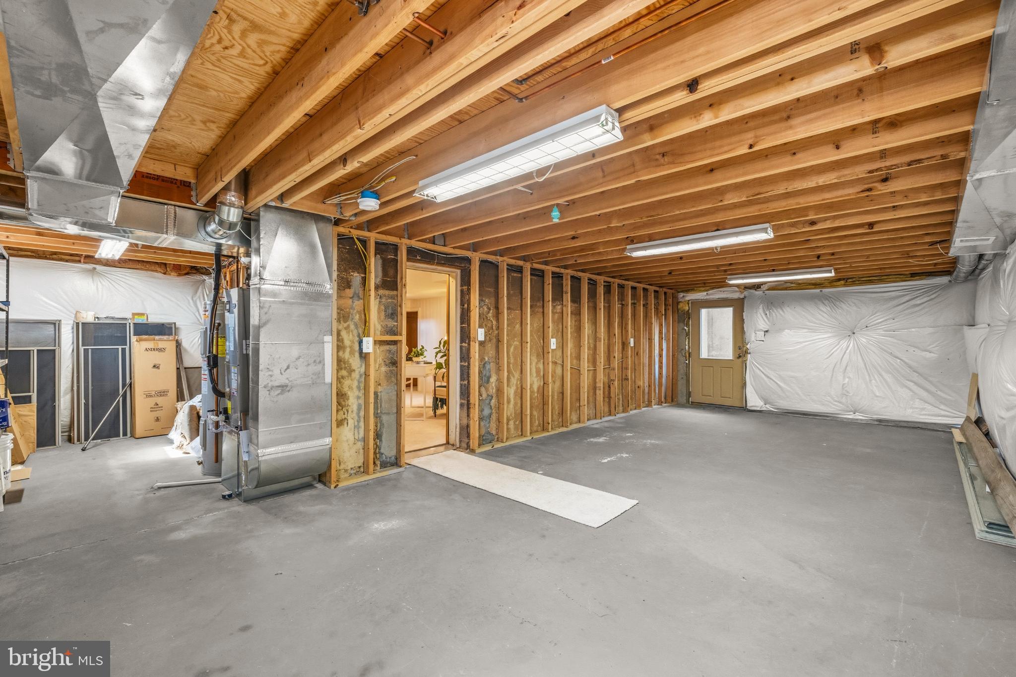 LEE MEADOWS - Residential