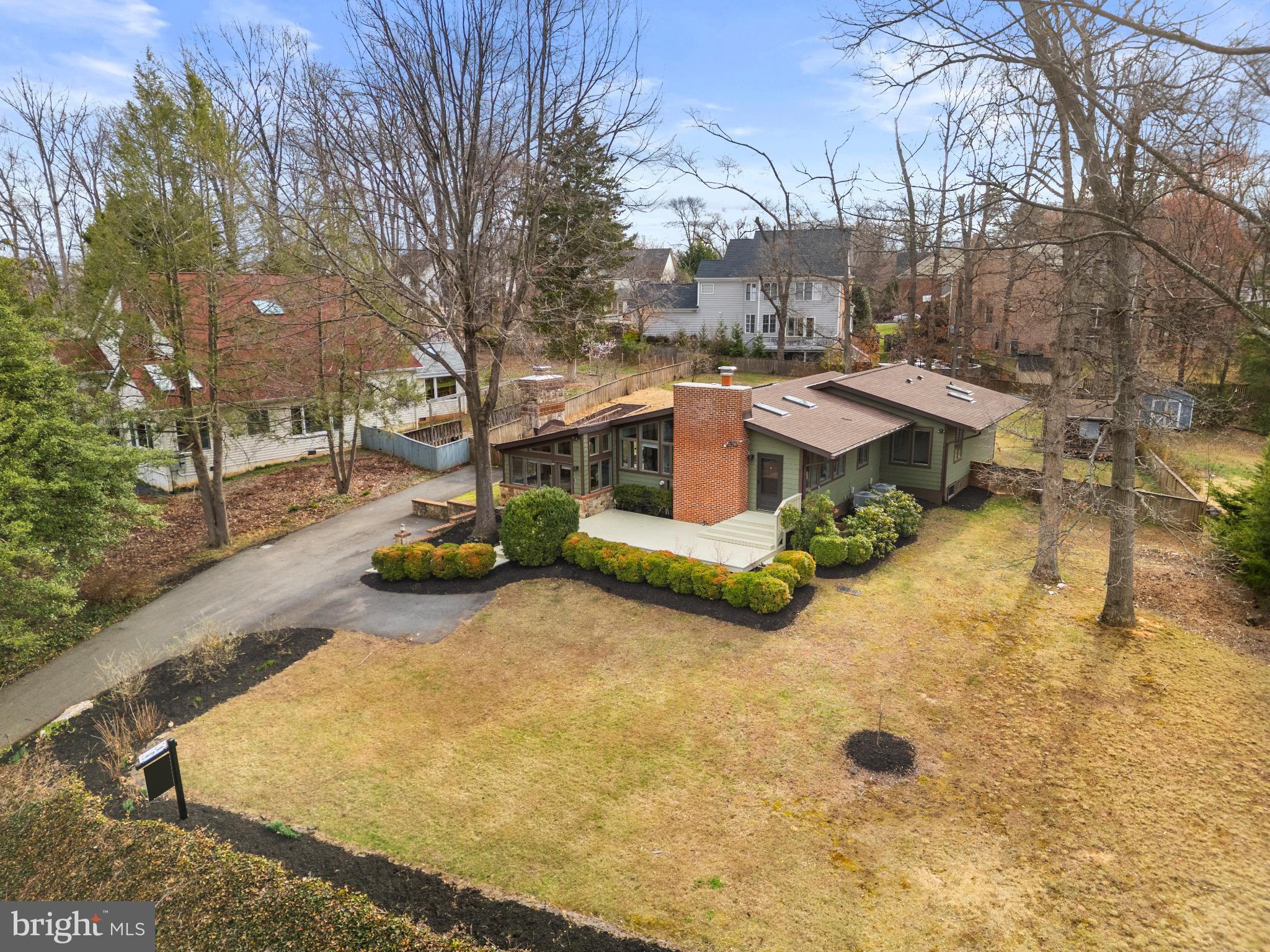 LEE MEADOWS - Residential