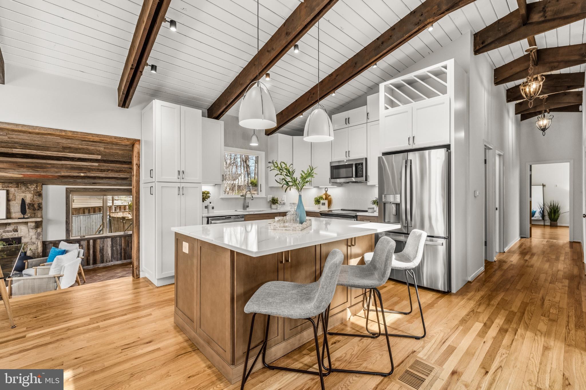 LEE MEADOWS - Residential