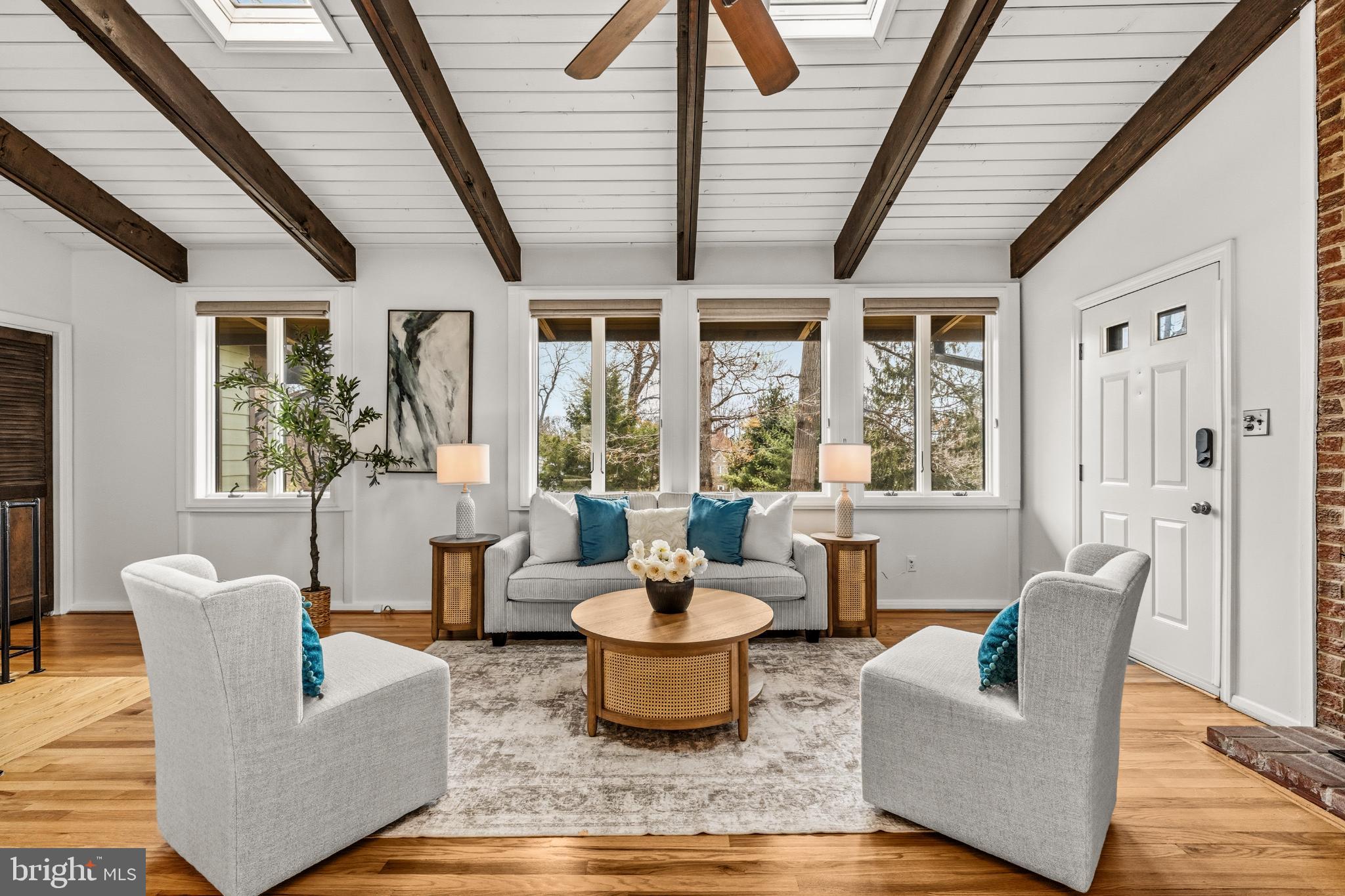 LEE MEADOWS - Residential