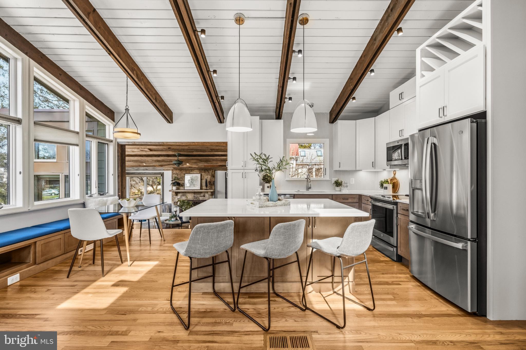 LEE MEADOWS - Residential